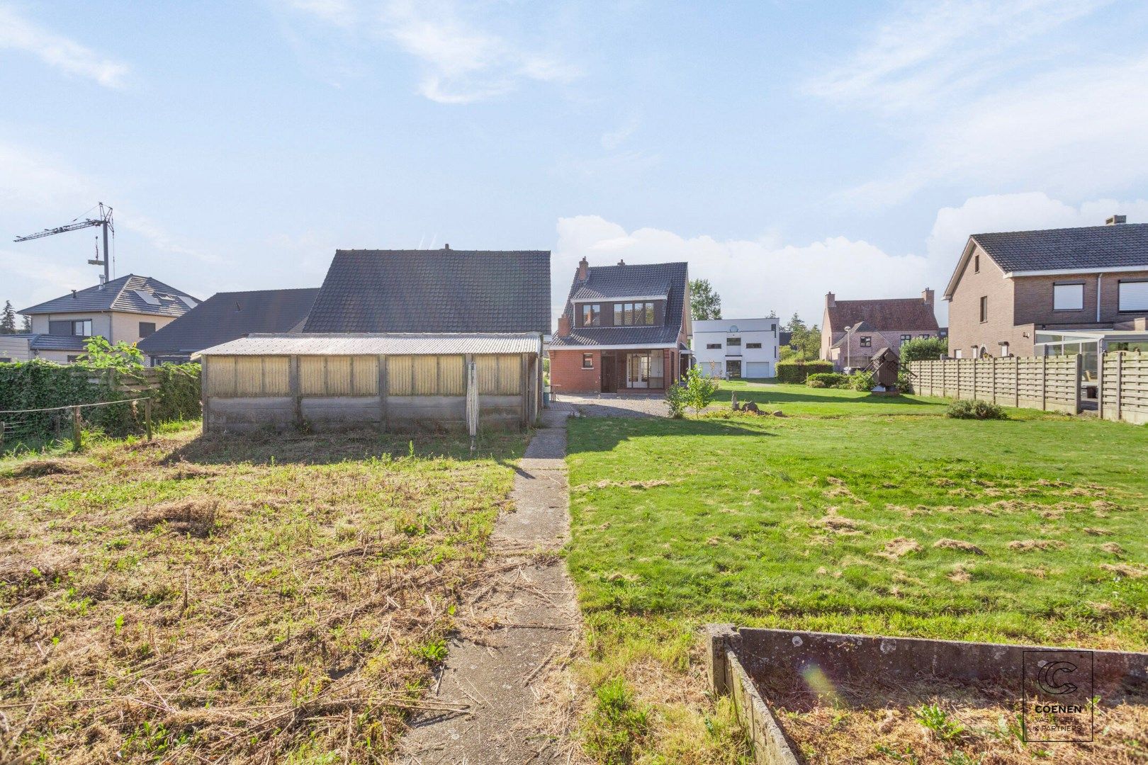 Grondig te renoveren woning met zeer veel mogelijkheden op een topligging te Vremde! foto 27