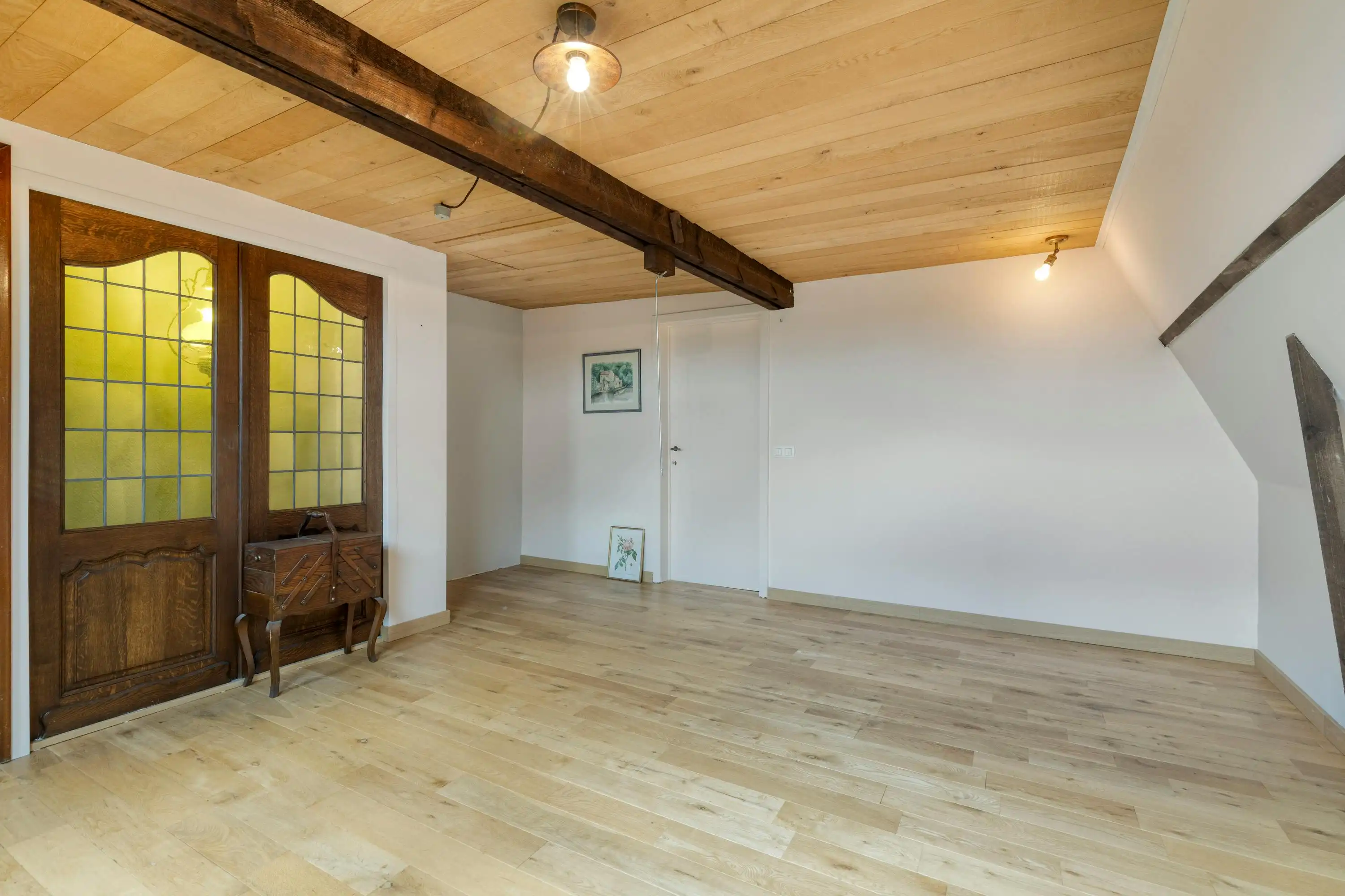 Halfopen huis met 3 slaapkamers, carport + tuin te Sint-Kruis foto 15