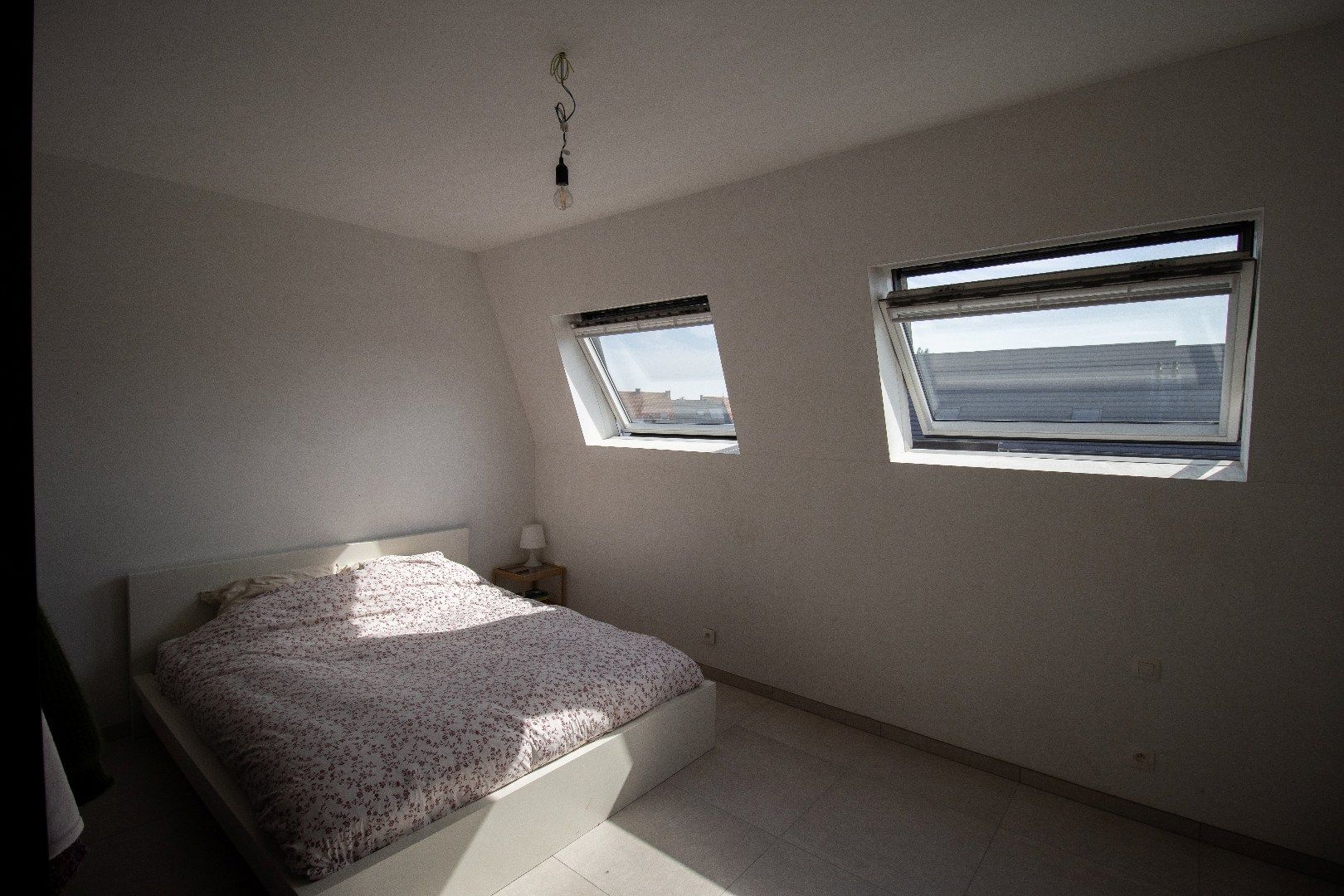 Rijwoning met 3 slaapkamers en tuin in Kortrijk foto 14