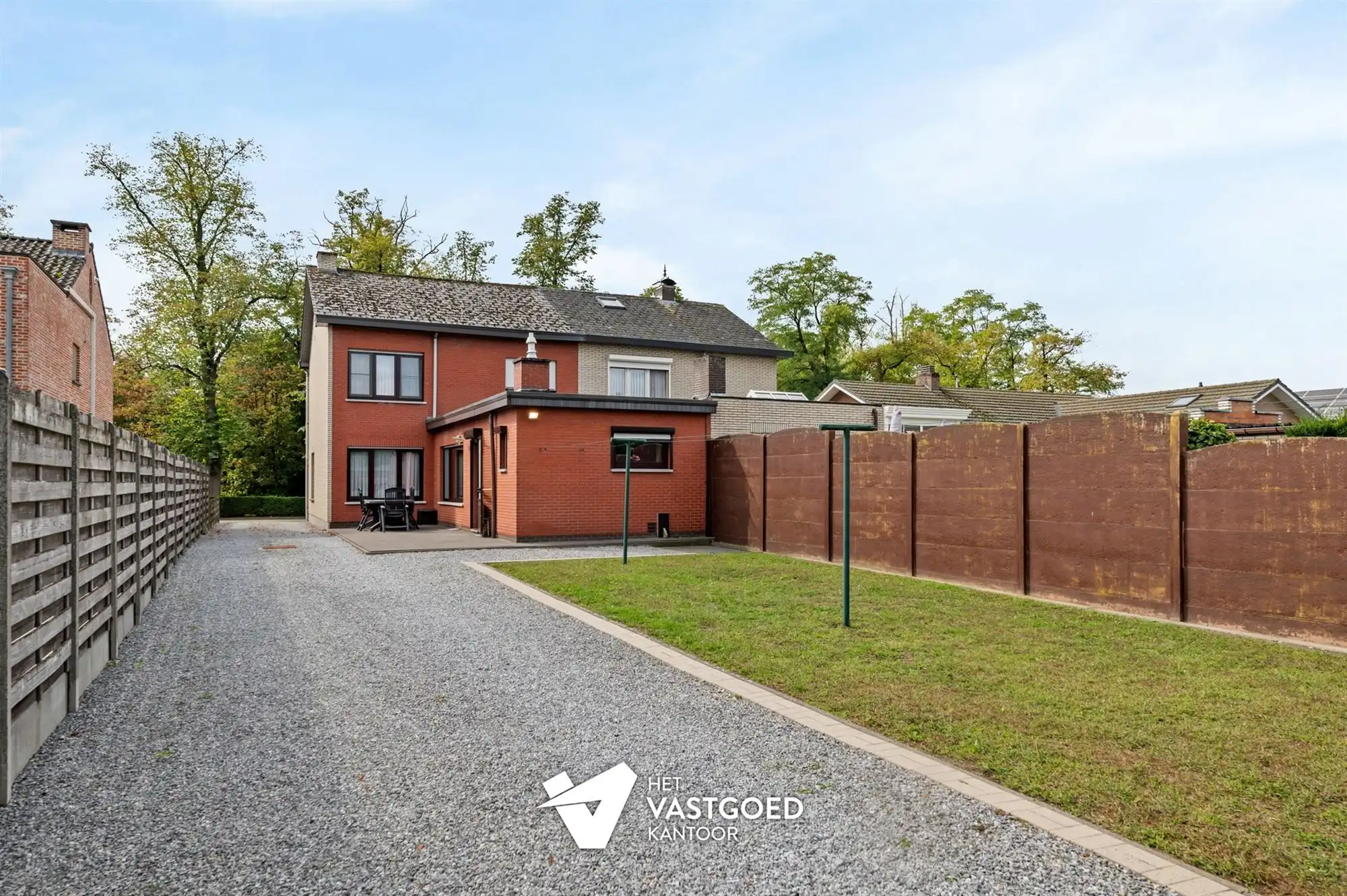 UITSTEKEND ONDERHOUDEN WONING RUSTIG GELEGEN OP EEN PERCEEL VAN 5 ARE TE MEERHOUT GESTEL foto 26
