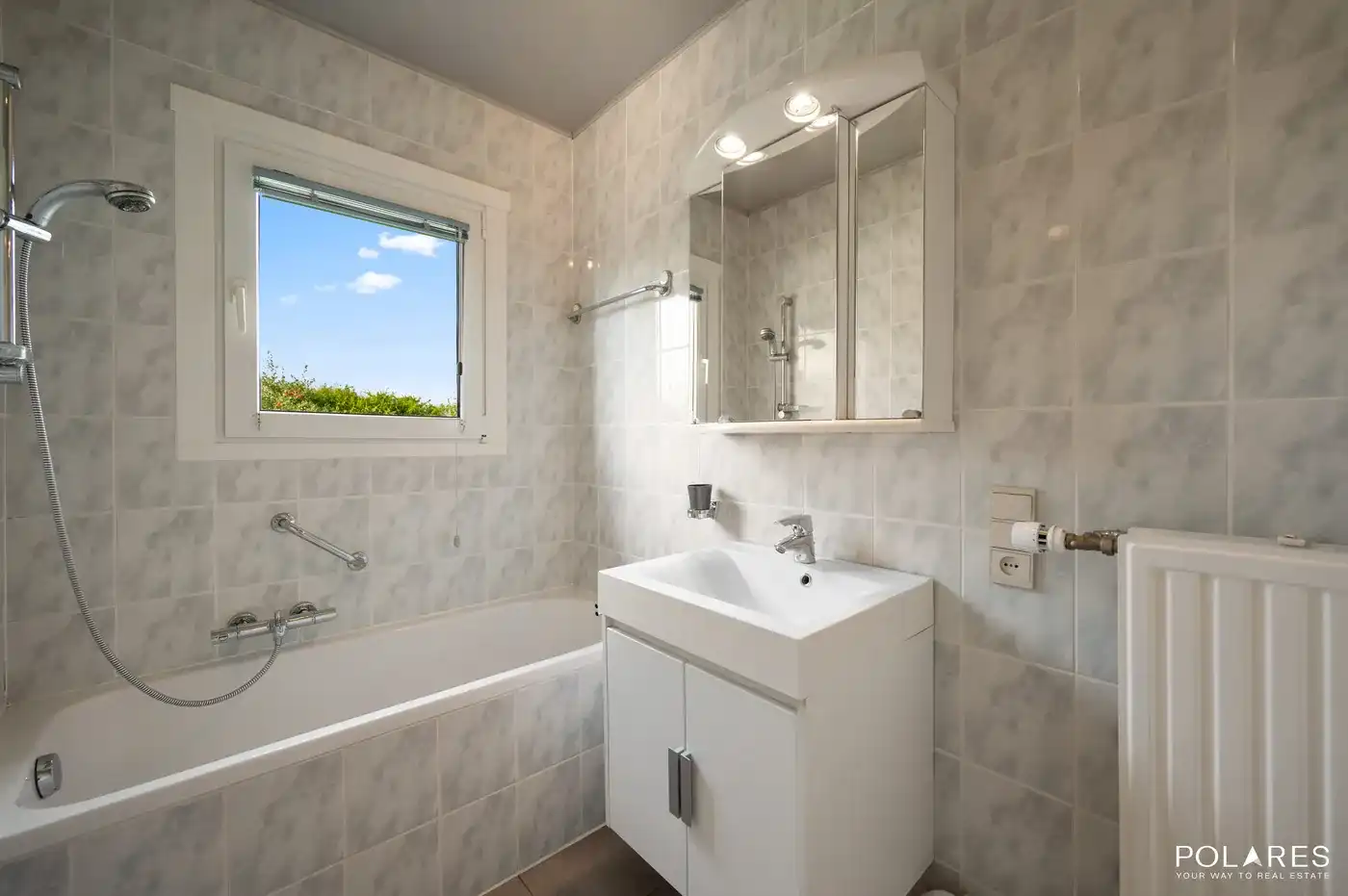 Fantastisch gelegen vrijstaande bungalow foto 17