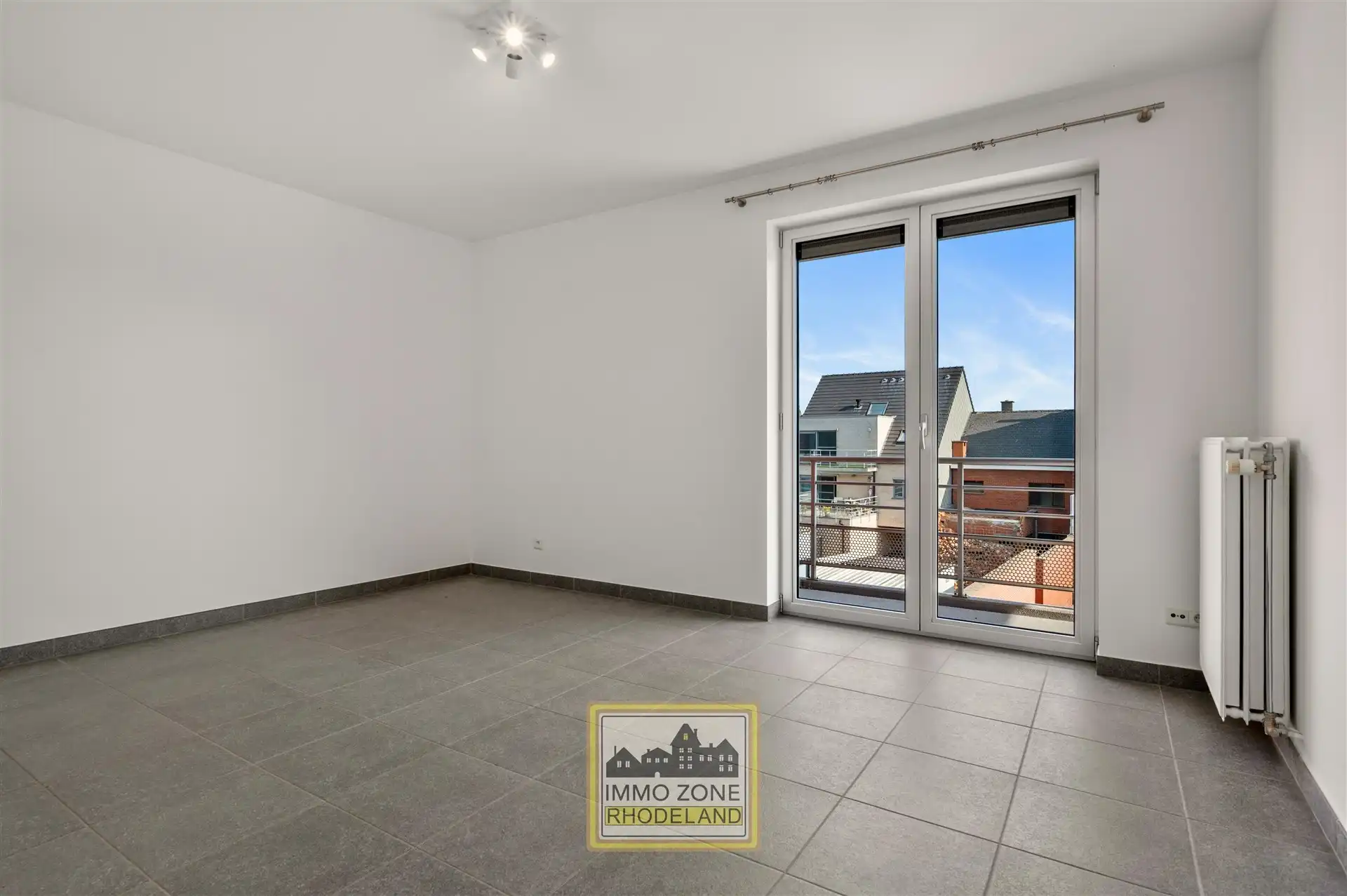 Modern appt met 2 slpks en terras centraal op het marktplein foto 16