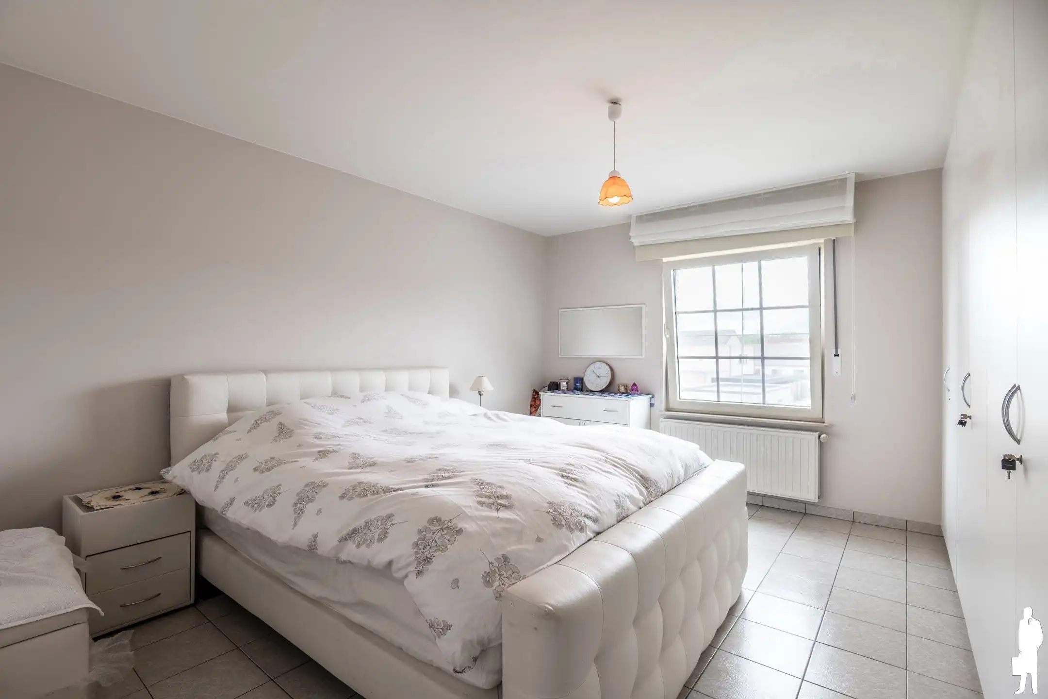 Ruime woning met 6 slpks. en grote kelder nabij Nederland foto 13