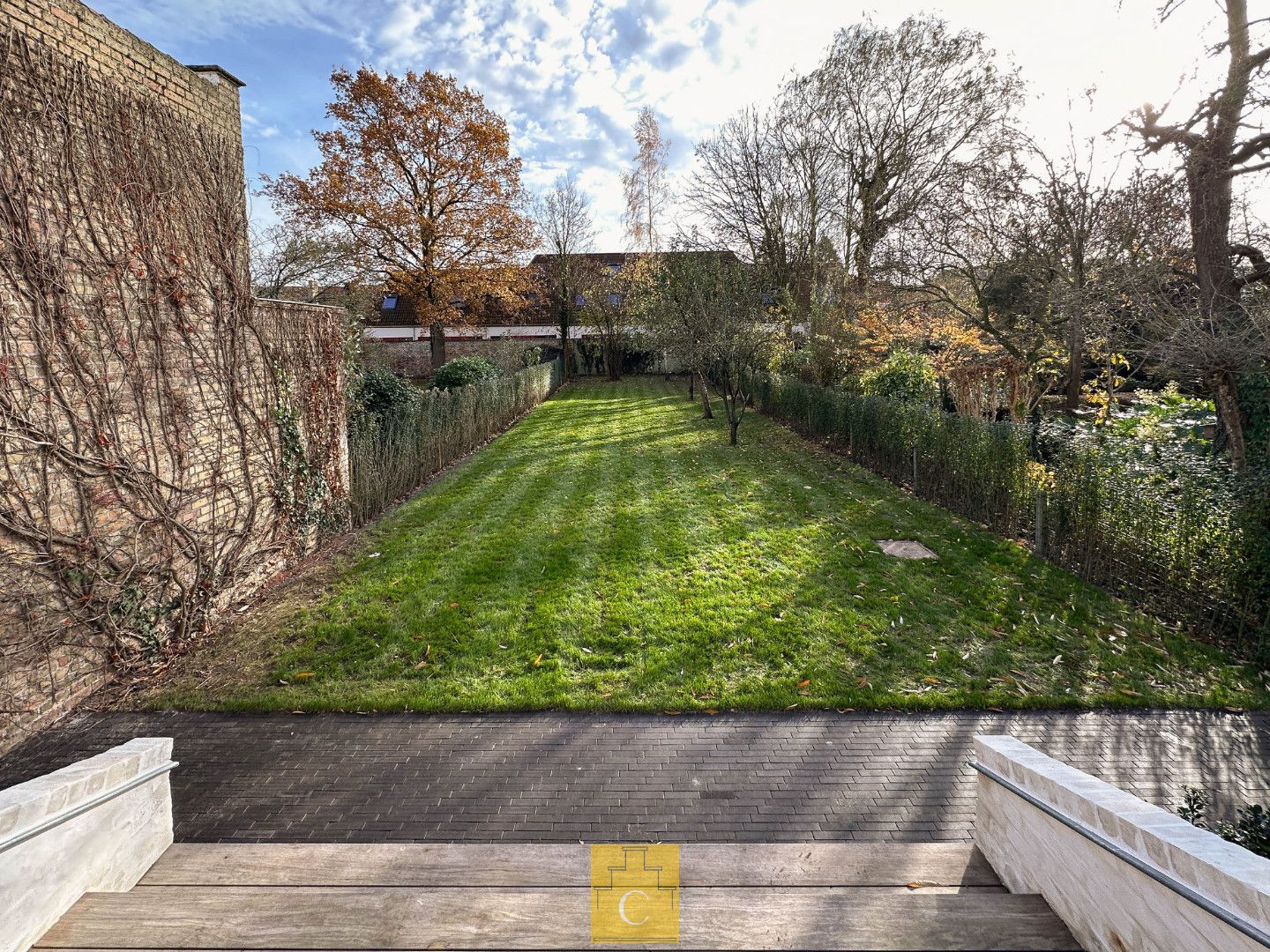 riante stadsvilla in Knokse stijl met grote garage, diverse terrassen en sublieme tuin, zicht op de Molens en alle Brugse torens, grondoppervlakte 655 m2 foto 16