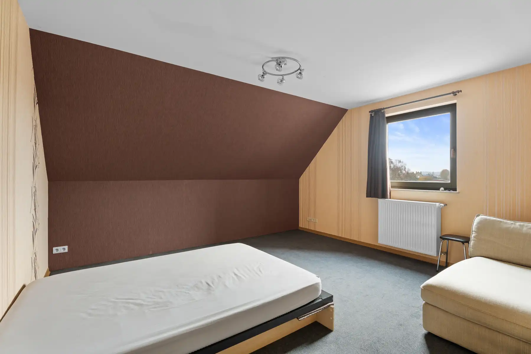 Unieke woning met een openzicht te Knesselare! foto 13