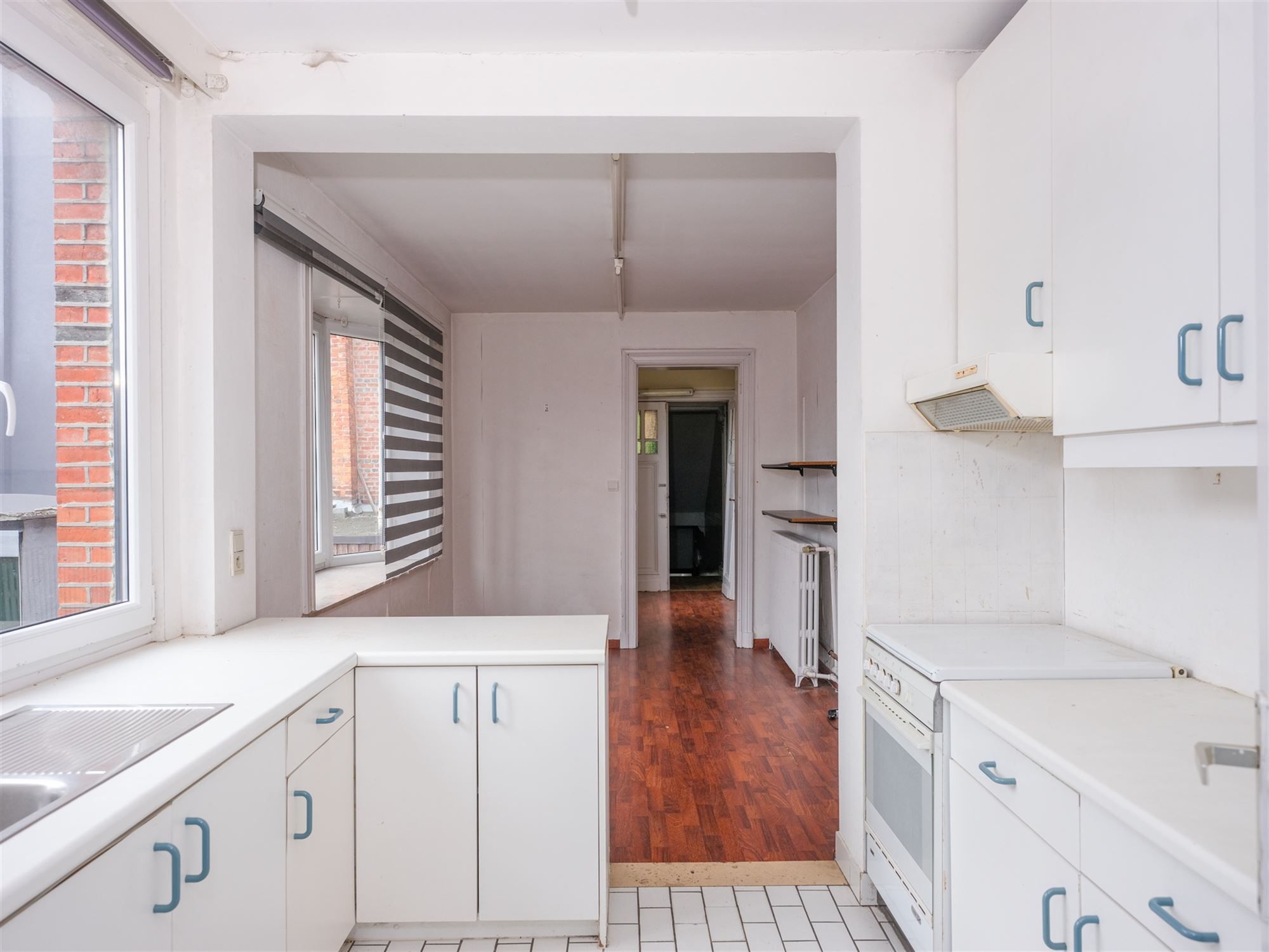 ruime rijwoning met polyvalent bijgebouw en tal van mogelijk foto 32