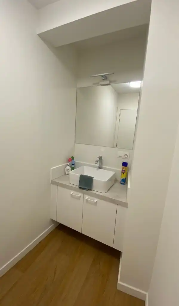 Instapklare kantoorruimte te huur vlakbij R4 in Gent foto 13