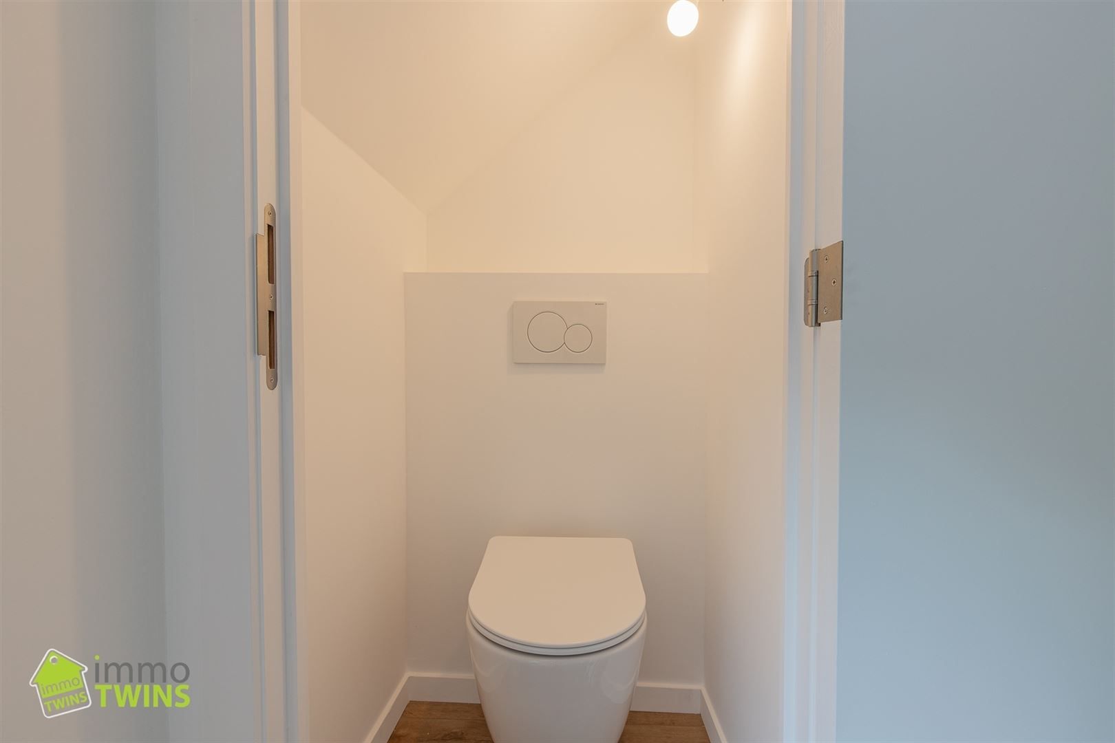 Volledig gerenoveerde woning te Hamme foto 15