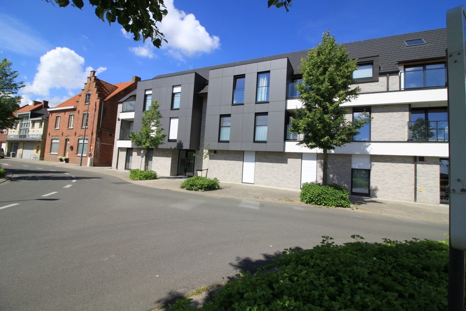Recent appartement in centrum Westrozebeke foto 6