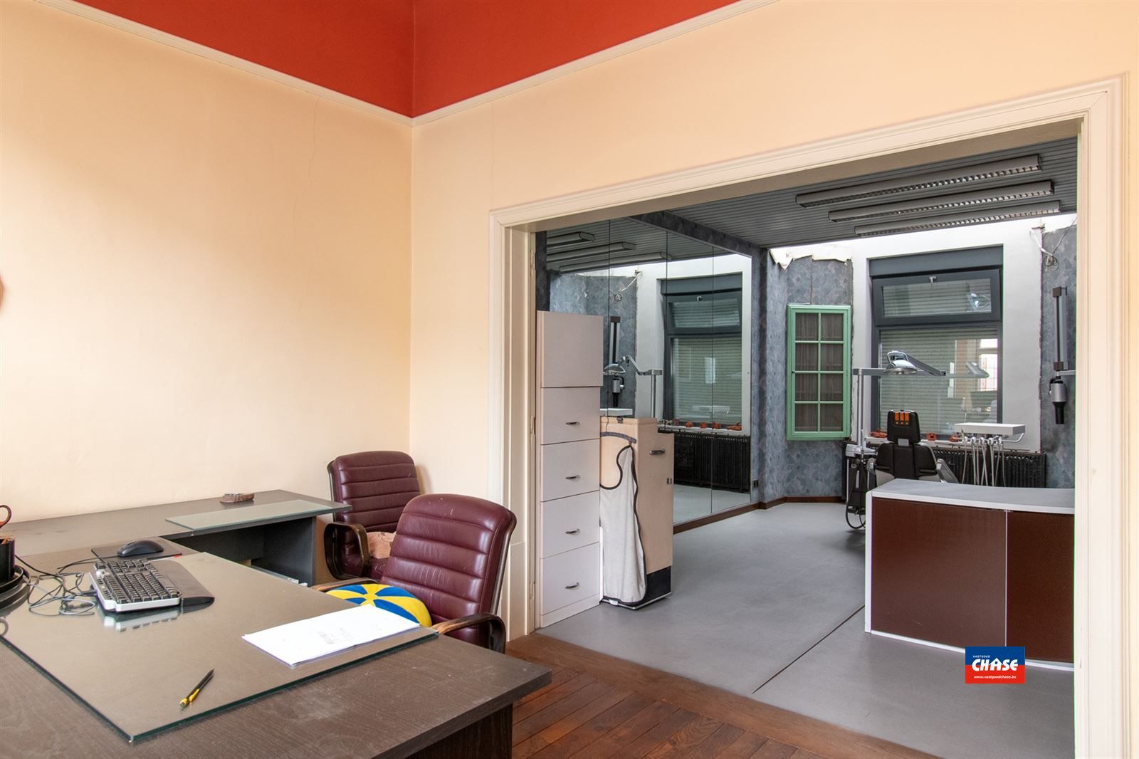 Zeer ruime woning met tal van mogelijkheden! foto 6