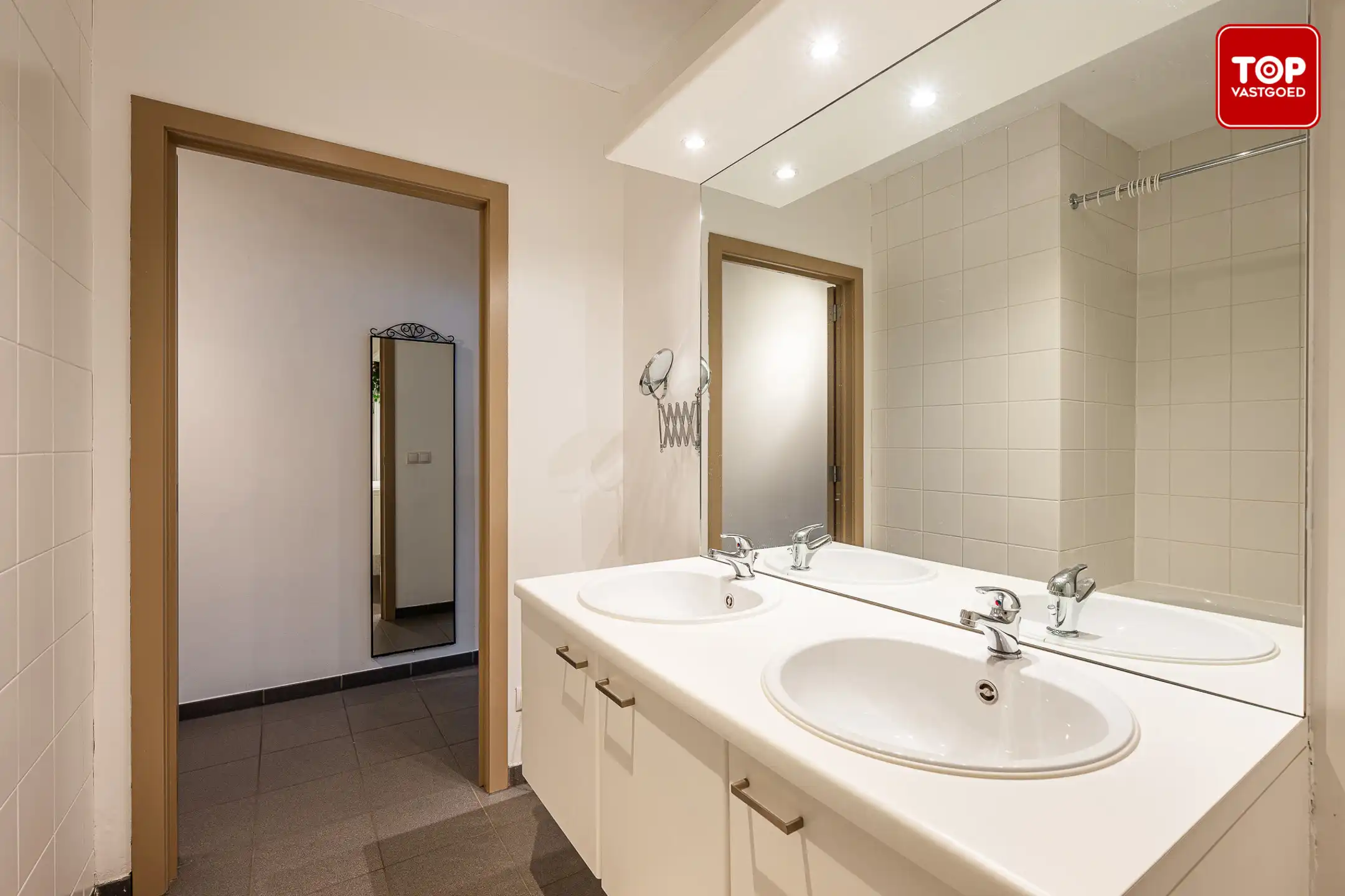 Instapklaar appartement op Toplocatie foto 14