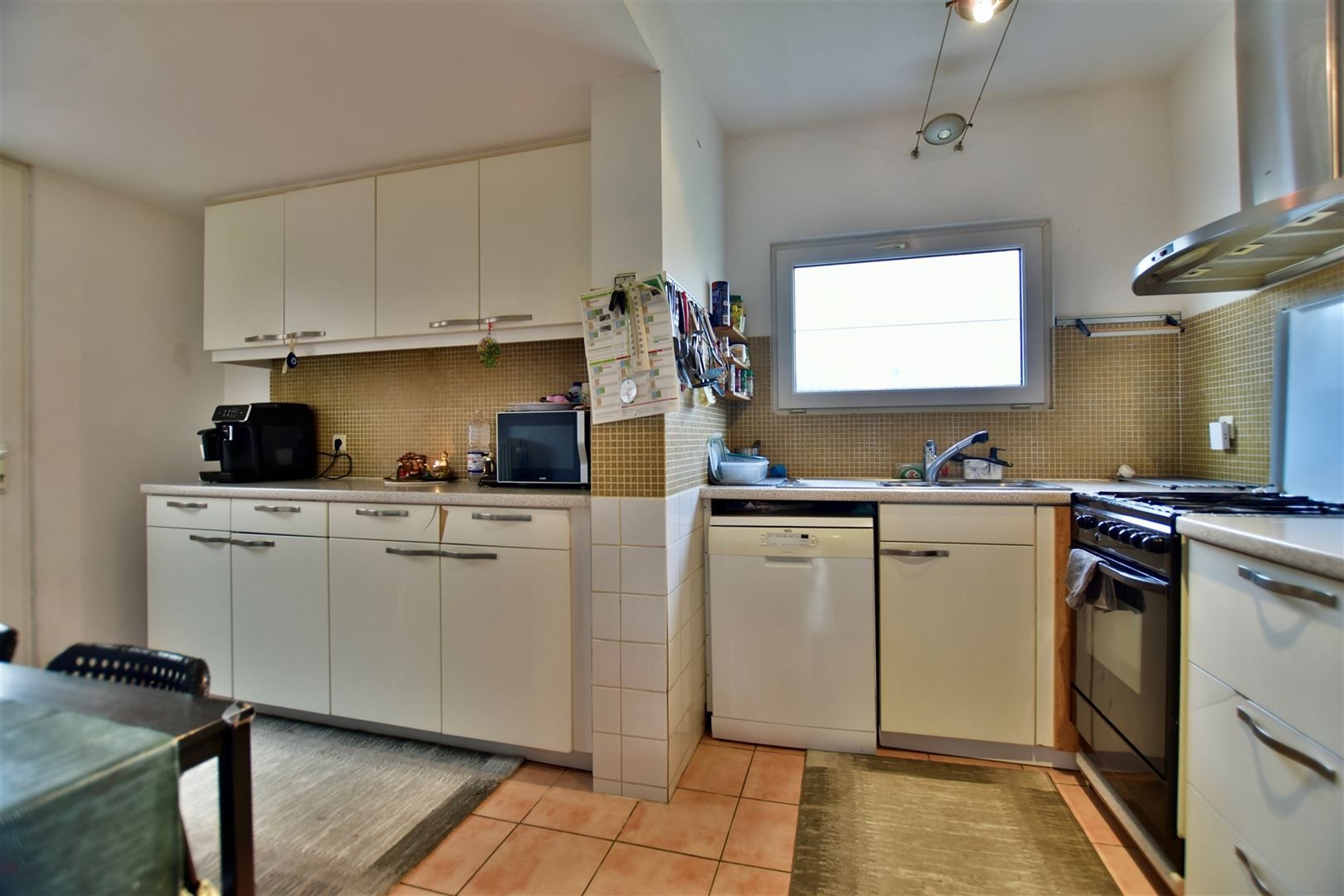 Instapklare HOB met 3 slpks, garage op 467 m² perceel op interessante ligging in Hamme foto 9