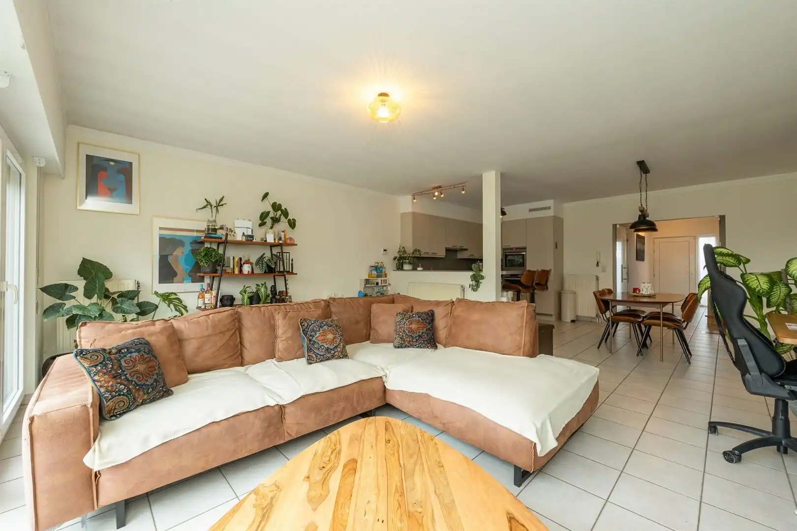 Gezellige woning met garage en vrij zicht achteraan foto 9