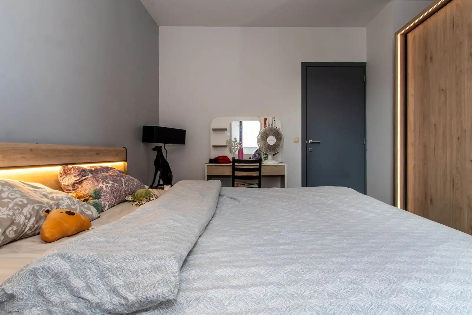 Appartement op de gelijkvloerse verdieping met 2 slaapkamers, terras & tuin en staanplaats  foto 11