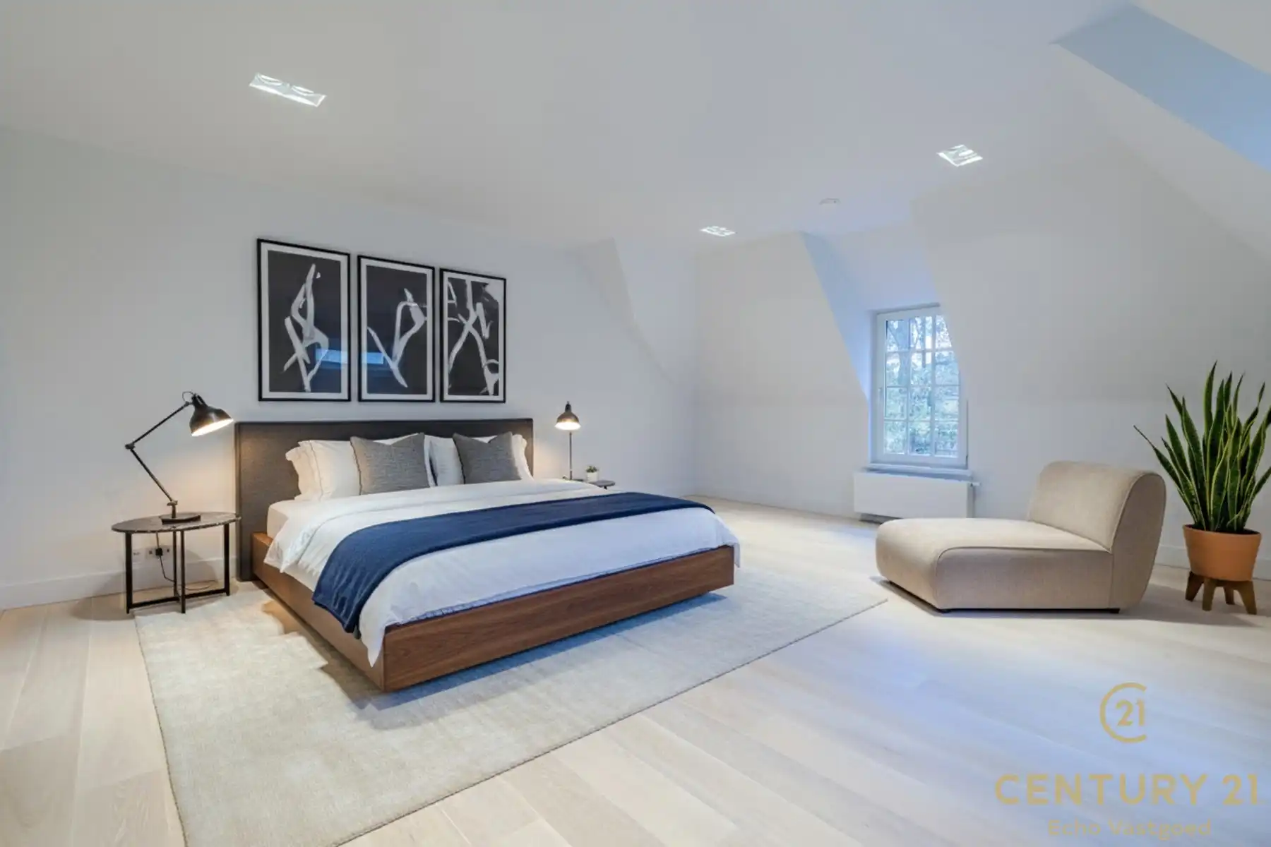 Unieke high-end villa met royaal woonoppervlak op 2415m² foto 24