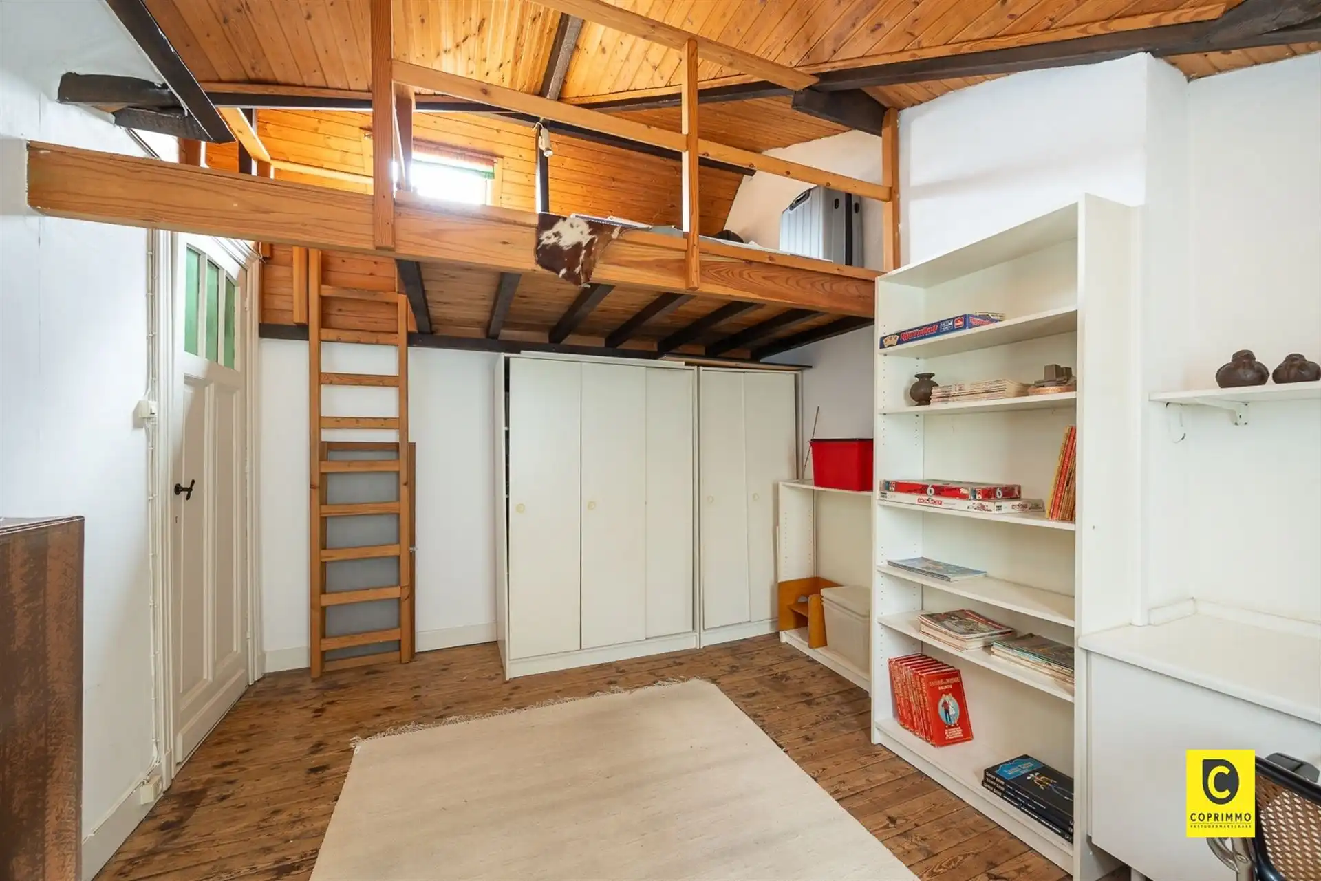 Prachtige herenwoning met 4 à 5 slpks en grote tuin op toplocatie! foto 13