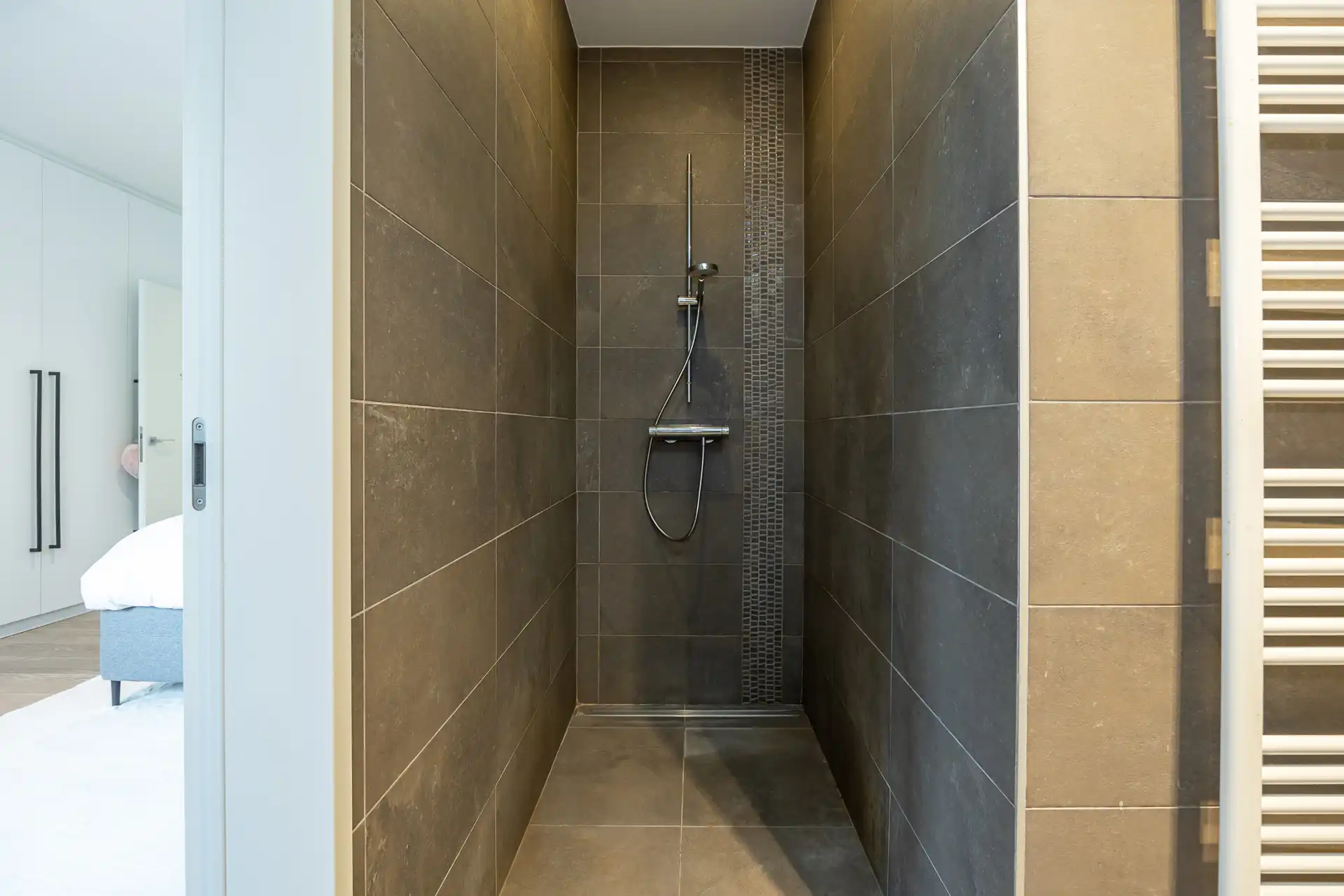 Exclusieve, strakke luxevilla met indrukwekkend basement in groene topwijk van Grimbergen foto 18
