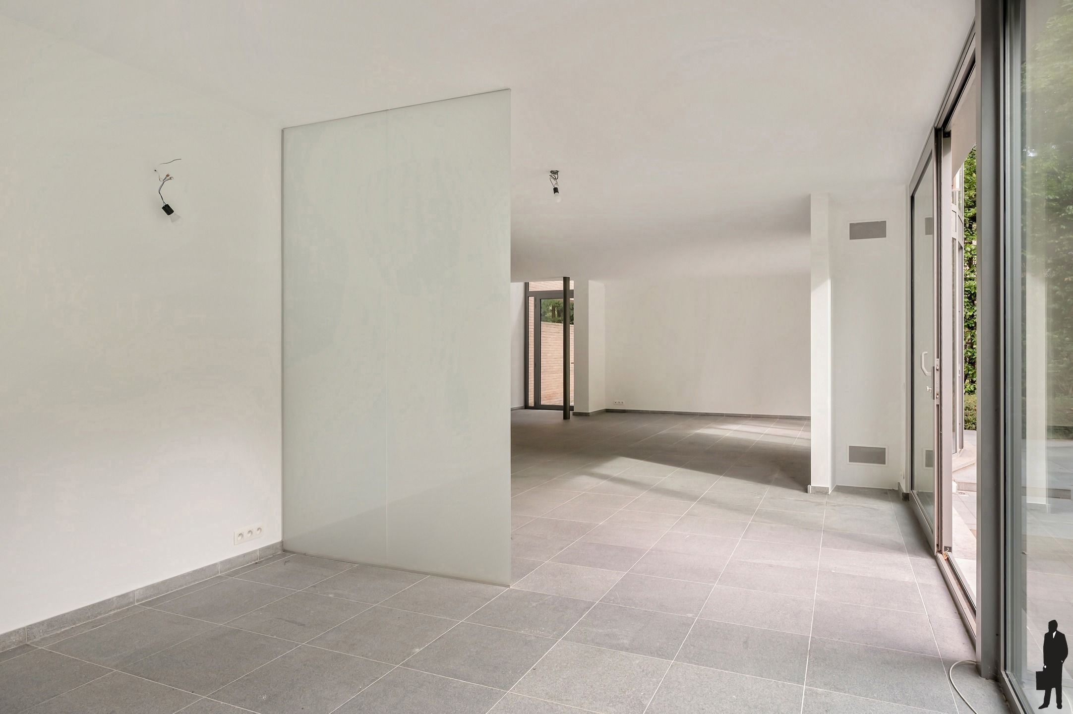 Ruime villa op een zonnig perceel van ca. 3.478m²! foto 9