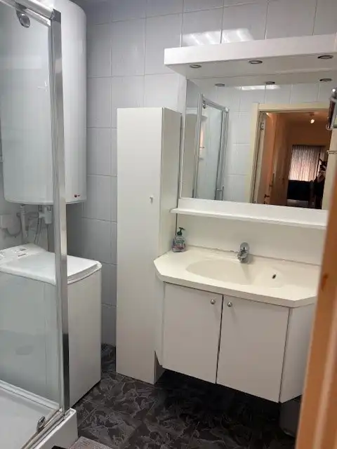 Gemeubeld appartement met 2 slaapkamers in The President - hartje Oostende foto 9