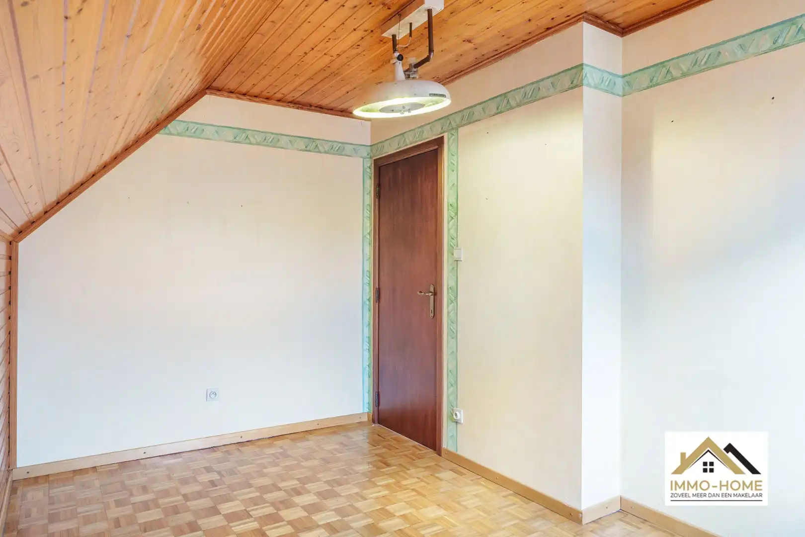 Vrijstaande woning in rustige woonwijk  foto 16