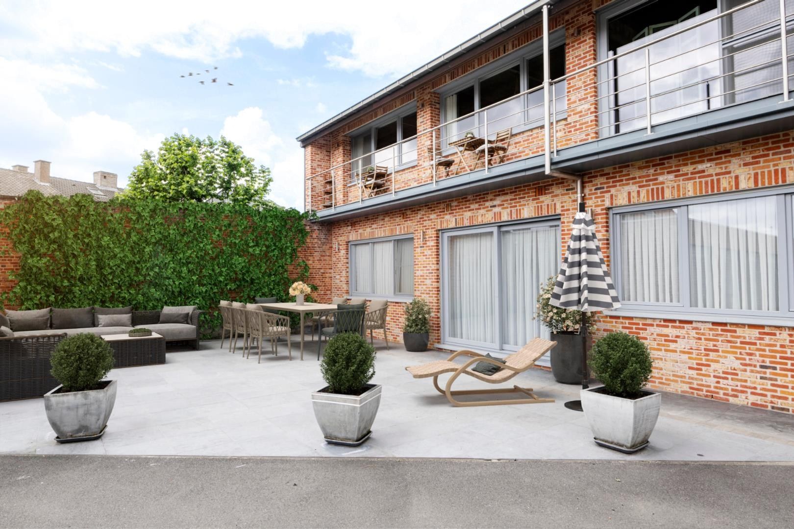 ZEER RUIM INSTAPKLAAR APPARTEMENT (130 m²) MET GARAGE EN RUIM TERRAS (60 m²) foto 12