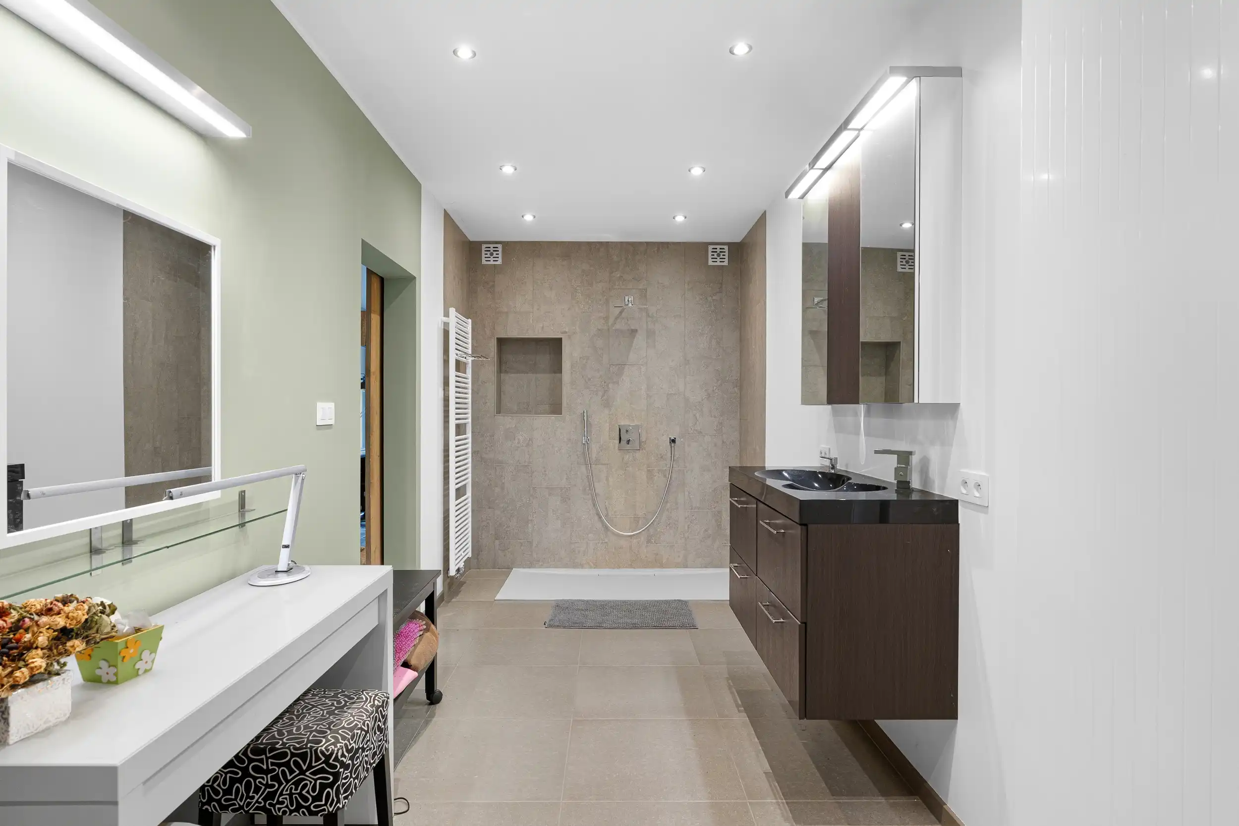 Architecturale parel met een uniek gevoel van ruimte in Zele foto 7