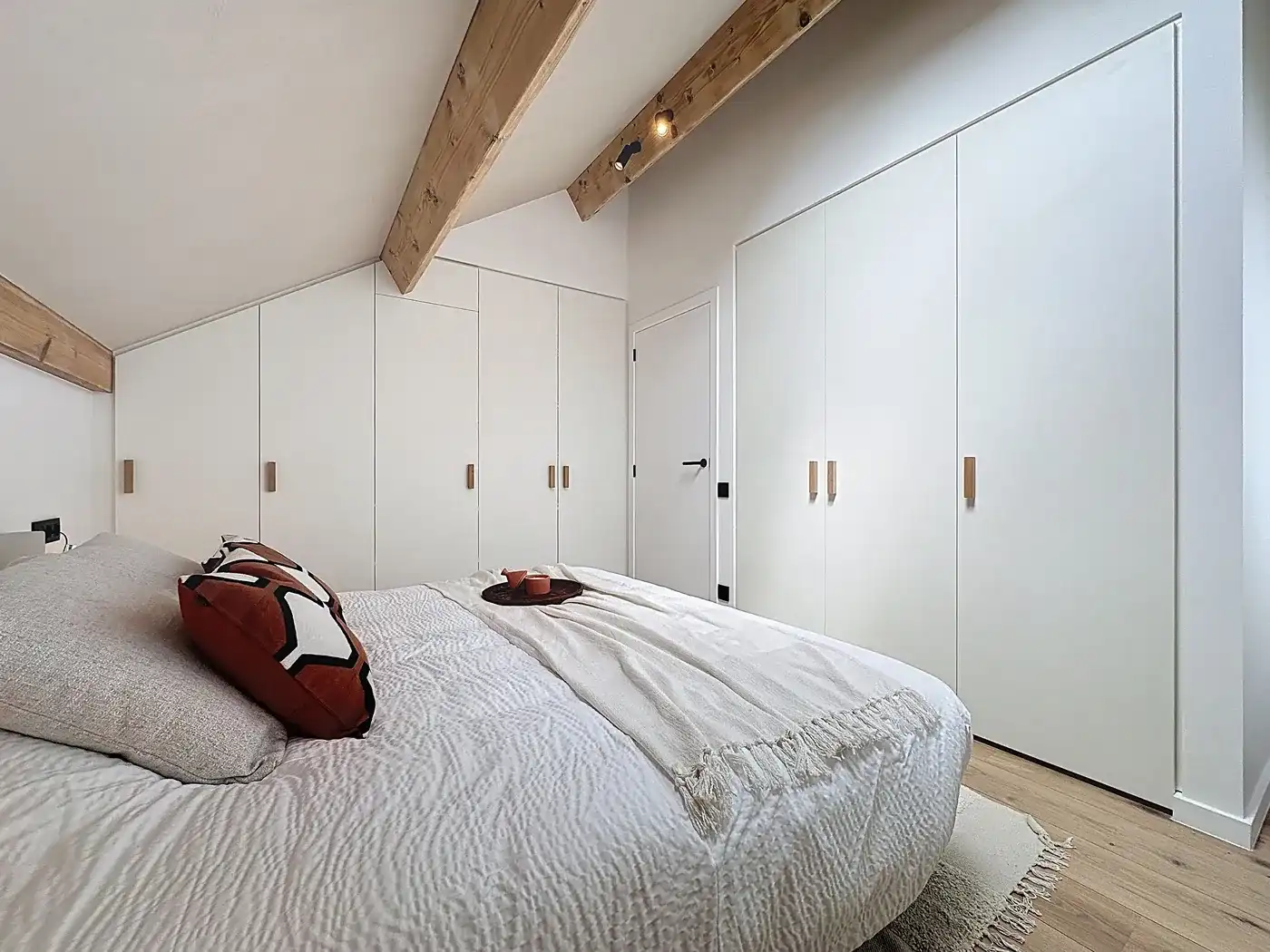 Zeer stijlvol afgewerkte en instapklare woning te Retranchement. foto 23