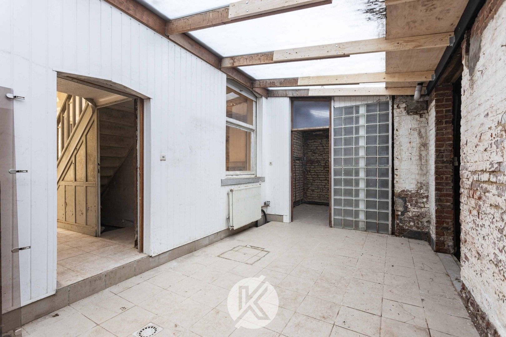 Veelbelovend renovatieproject in Mere foto 11