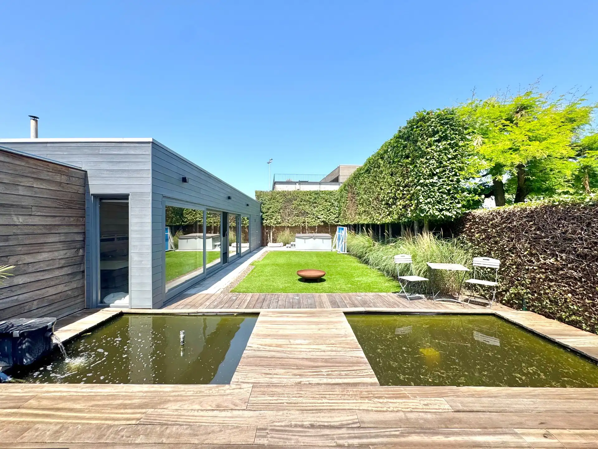 HALFOPEN WONING MET BIJGEBOUW|3 KAMERS|TUIN|440 M² foto 2