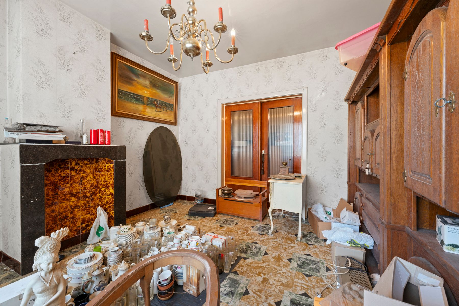 Te renoveren woning op 544 m2 in een rustige straat. foto 7