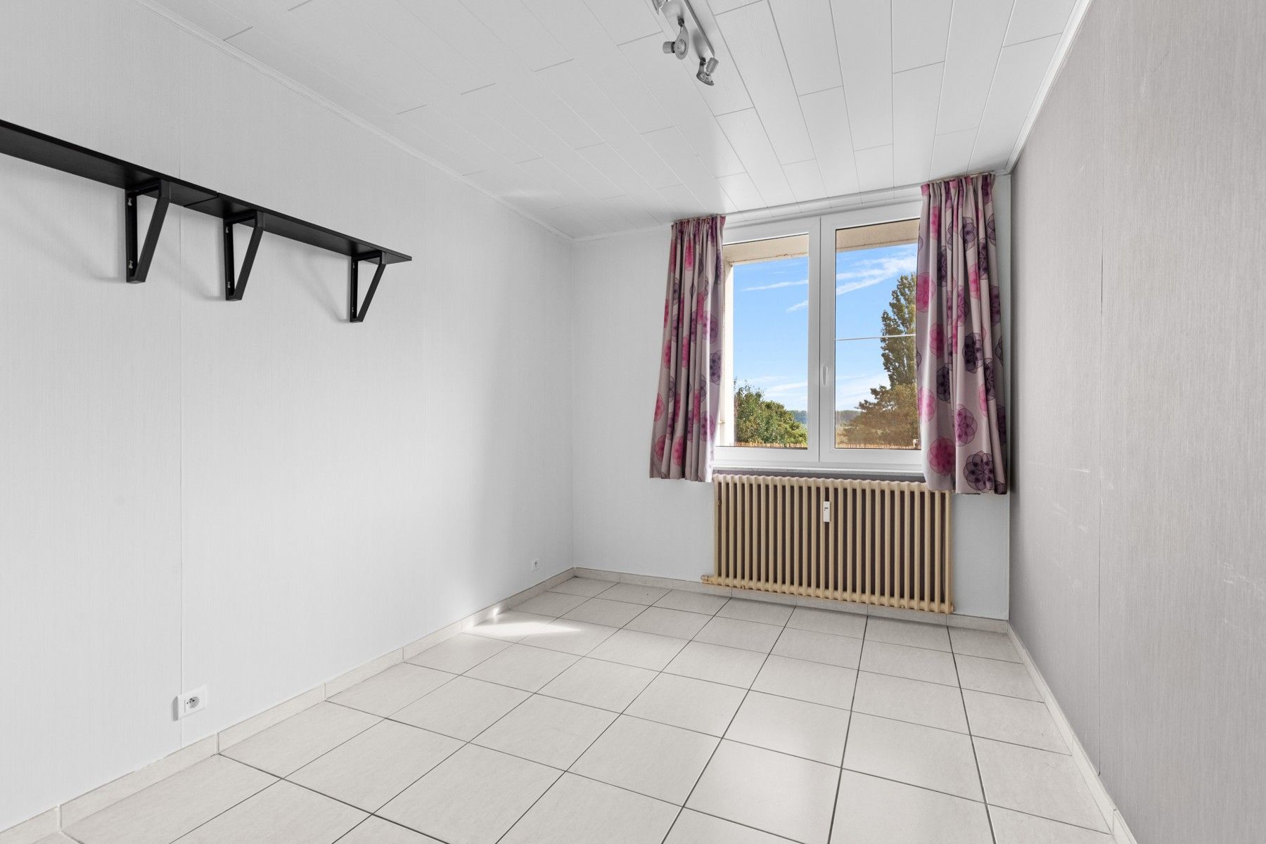Instapklaar appartement met garage en terras in Deinze. foto 11
