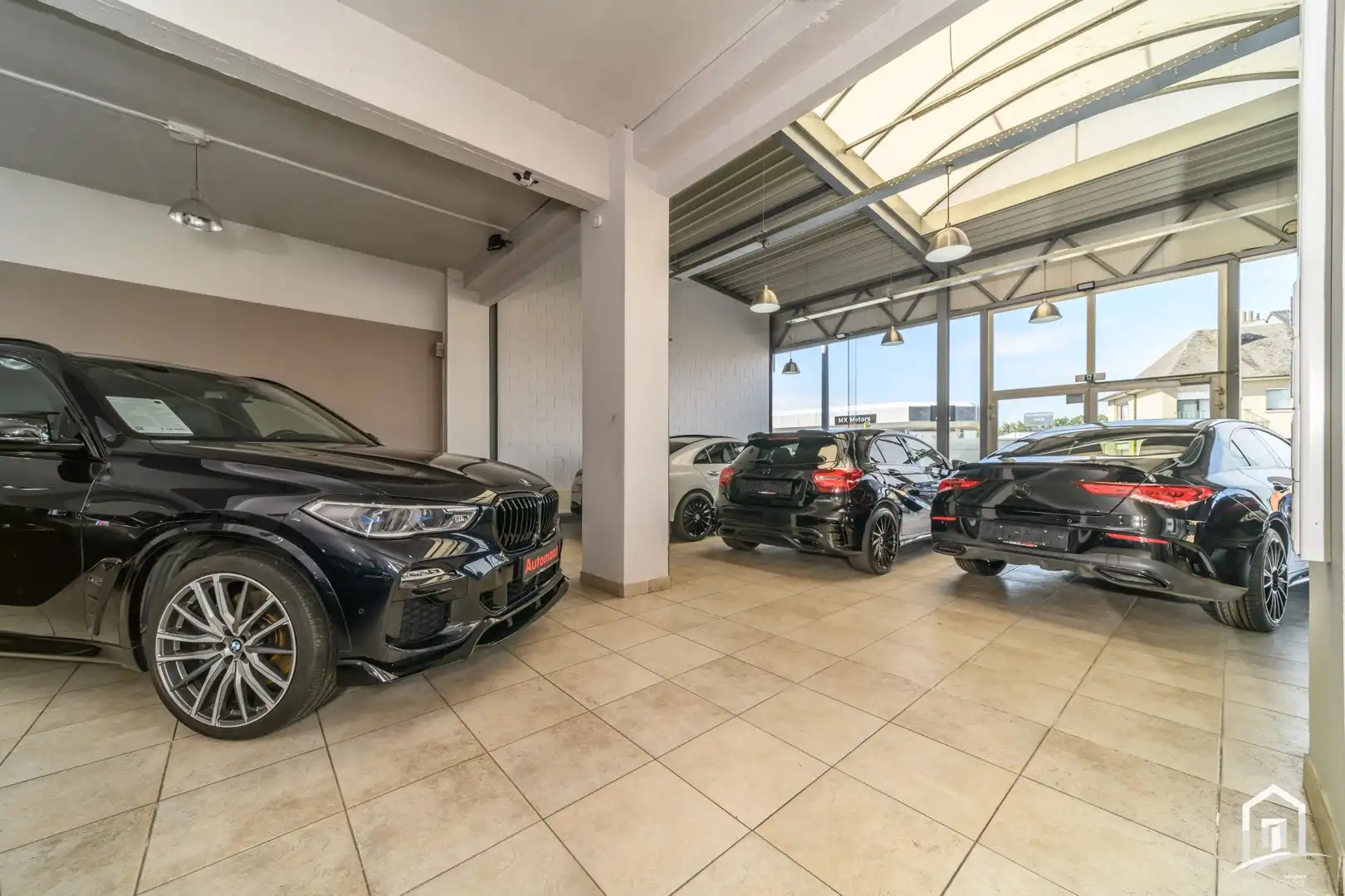 Ruim commercieel pand met showroom en magazijn op uitstekende locatie te Erembodegem foto 32