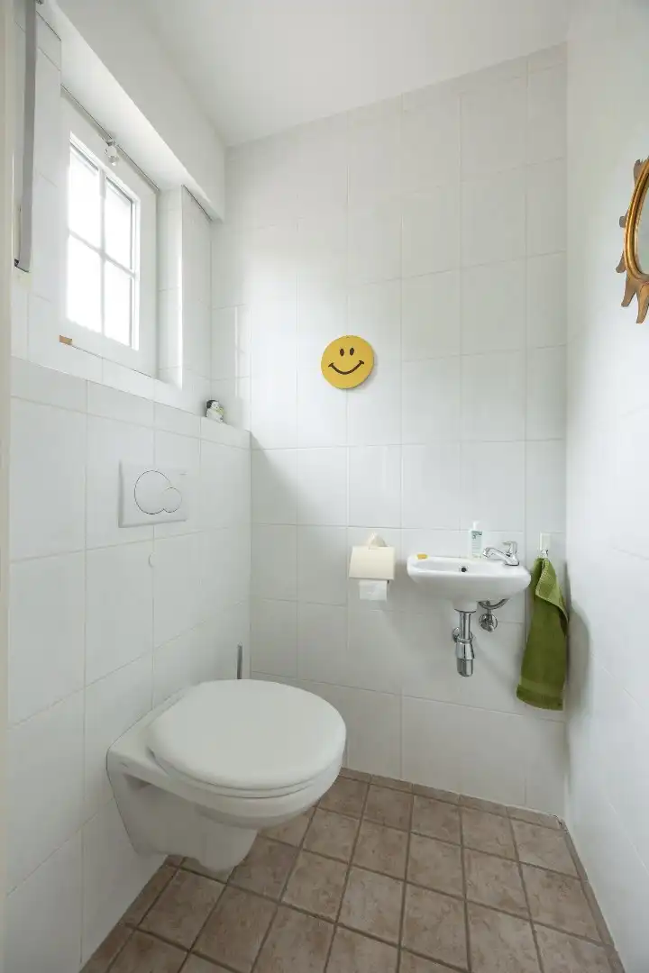 Goed onderhouden woning op een perceel van 8 are 19 ca foto 11