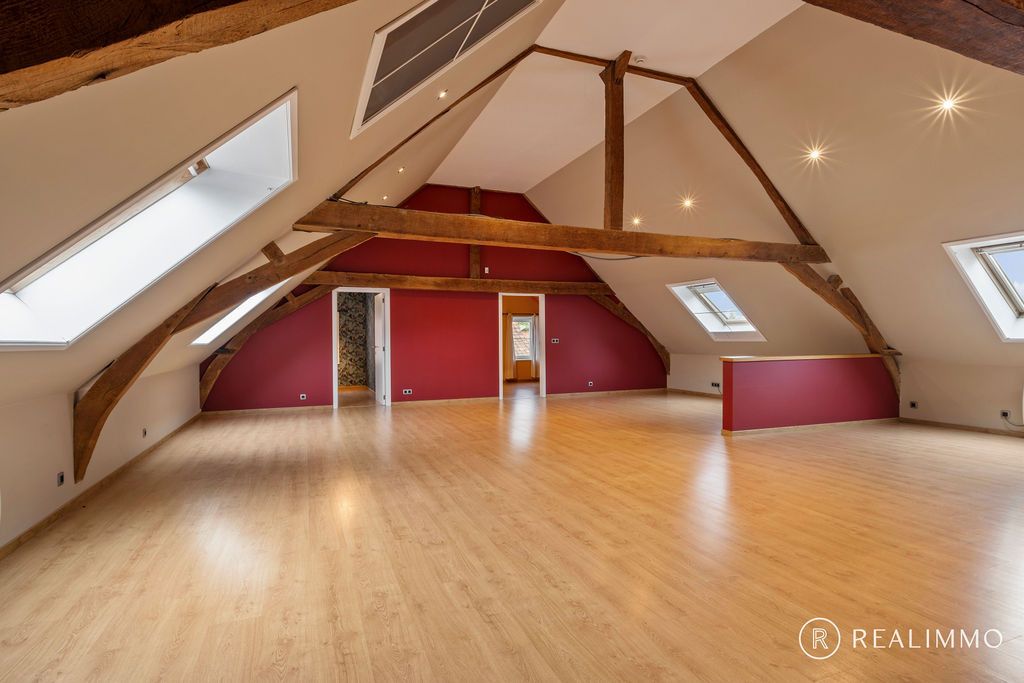 Authentieke vierkantshoeve op mooie ligging met tal van mogelijkheden foto 8