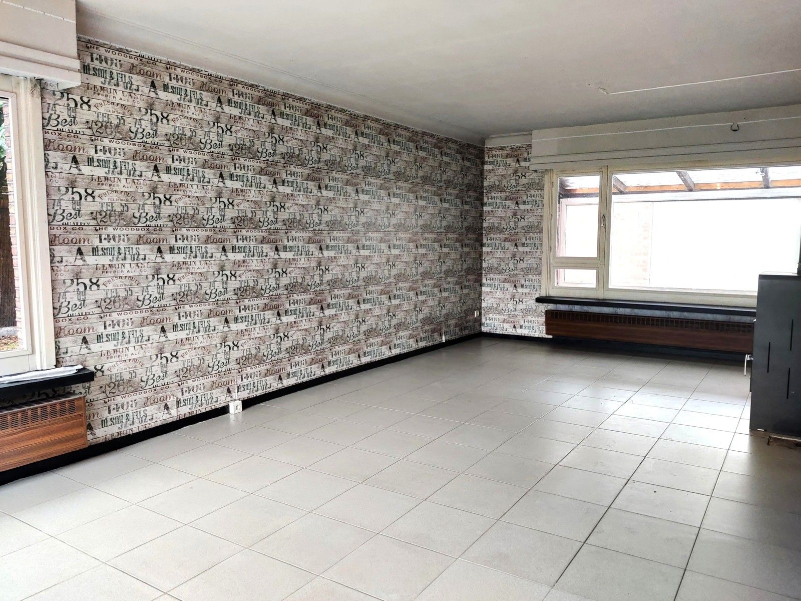 Charmante woning met magazijn  foto 3