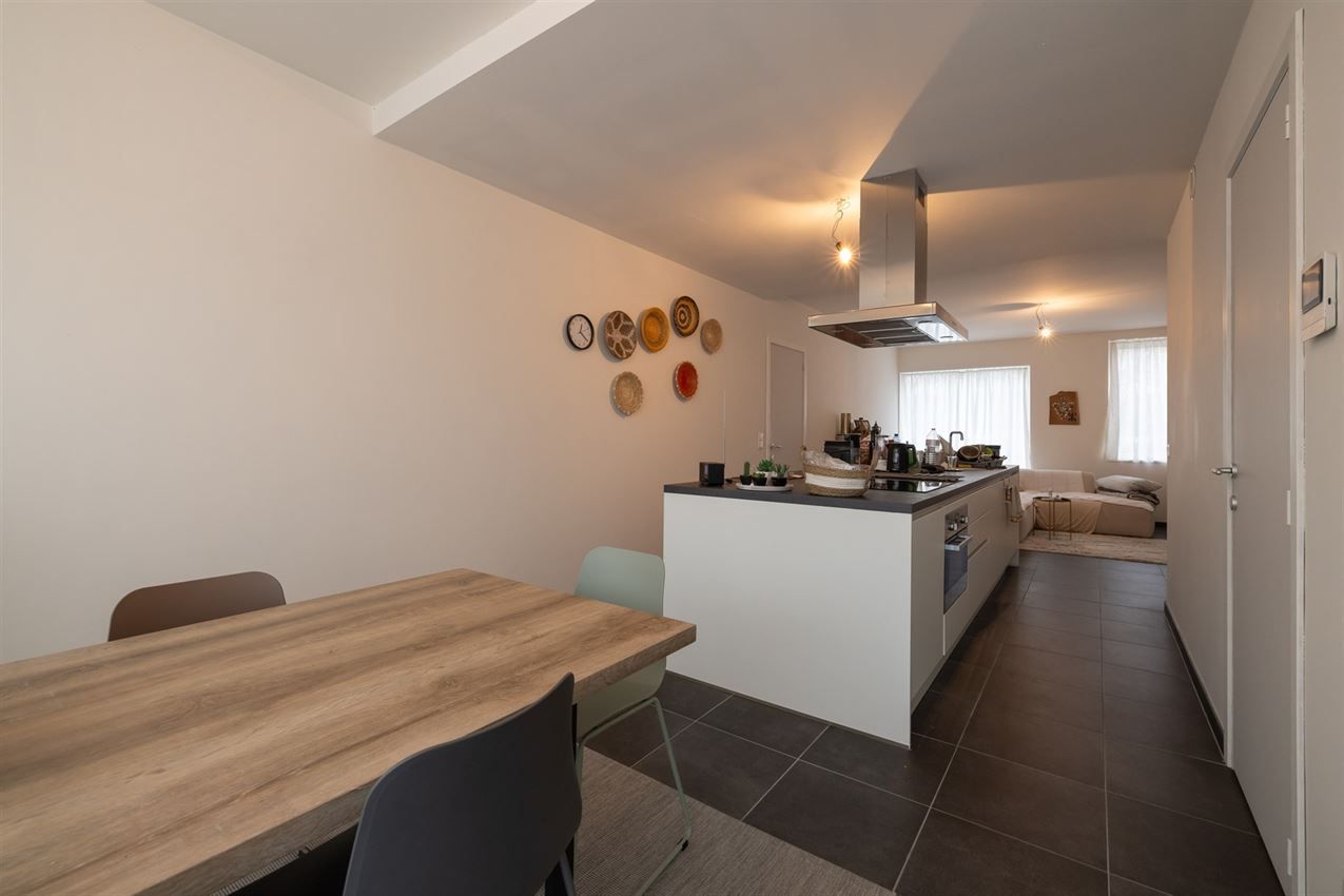 108m², zuidterras foto 7