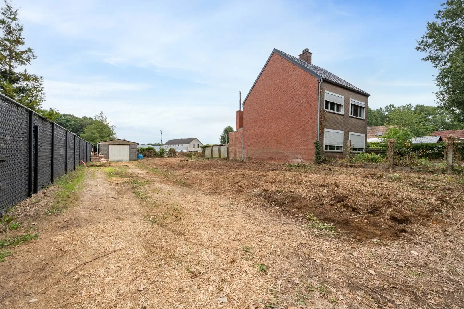 Rustig gelegen bouwgrond van 591 m² voor halfopen bebouwing in Paal foto 8