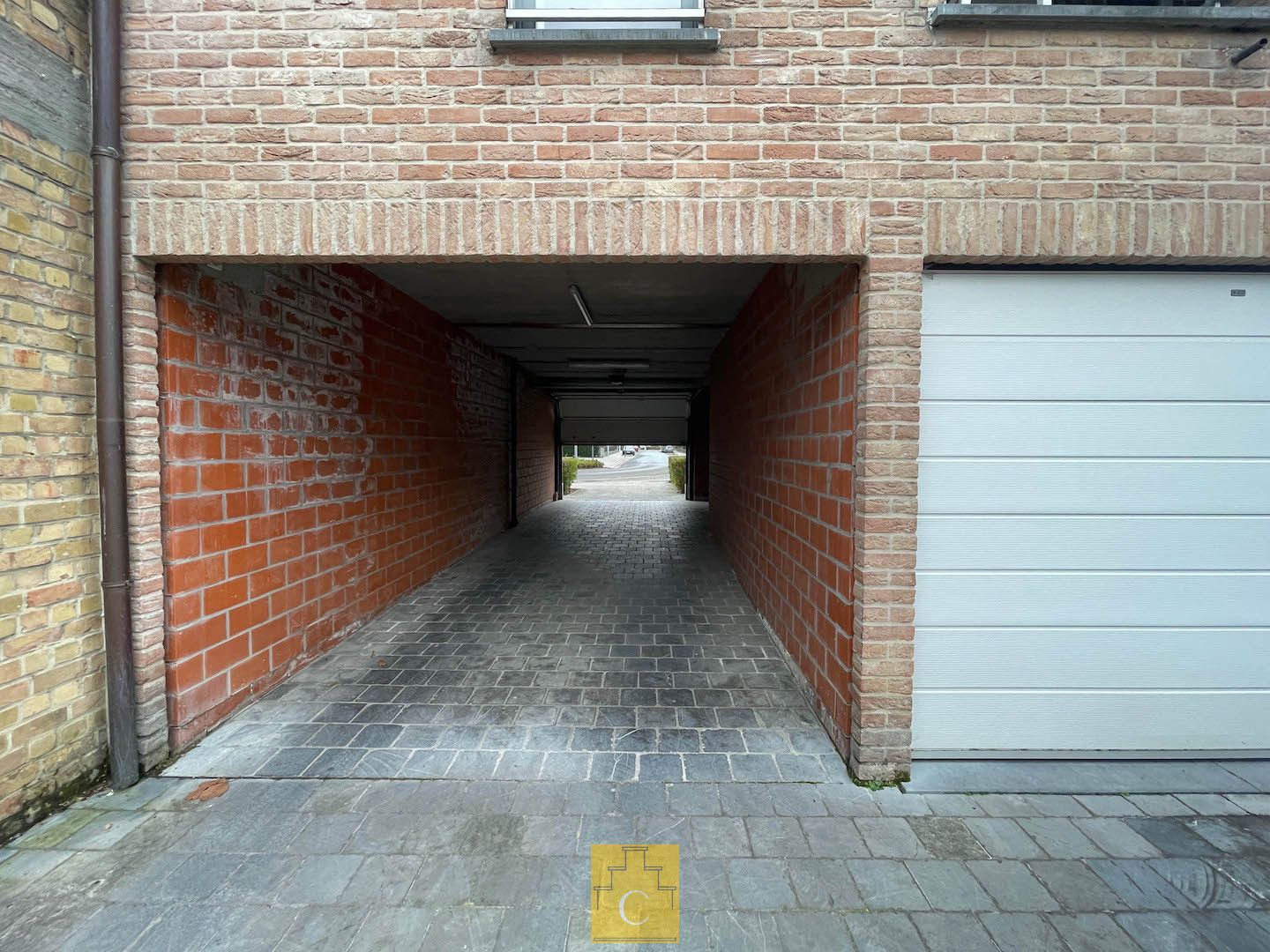 Rustig gelegen appartement met garage nabij winkels en Brugse binnenstad foto 25