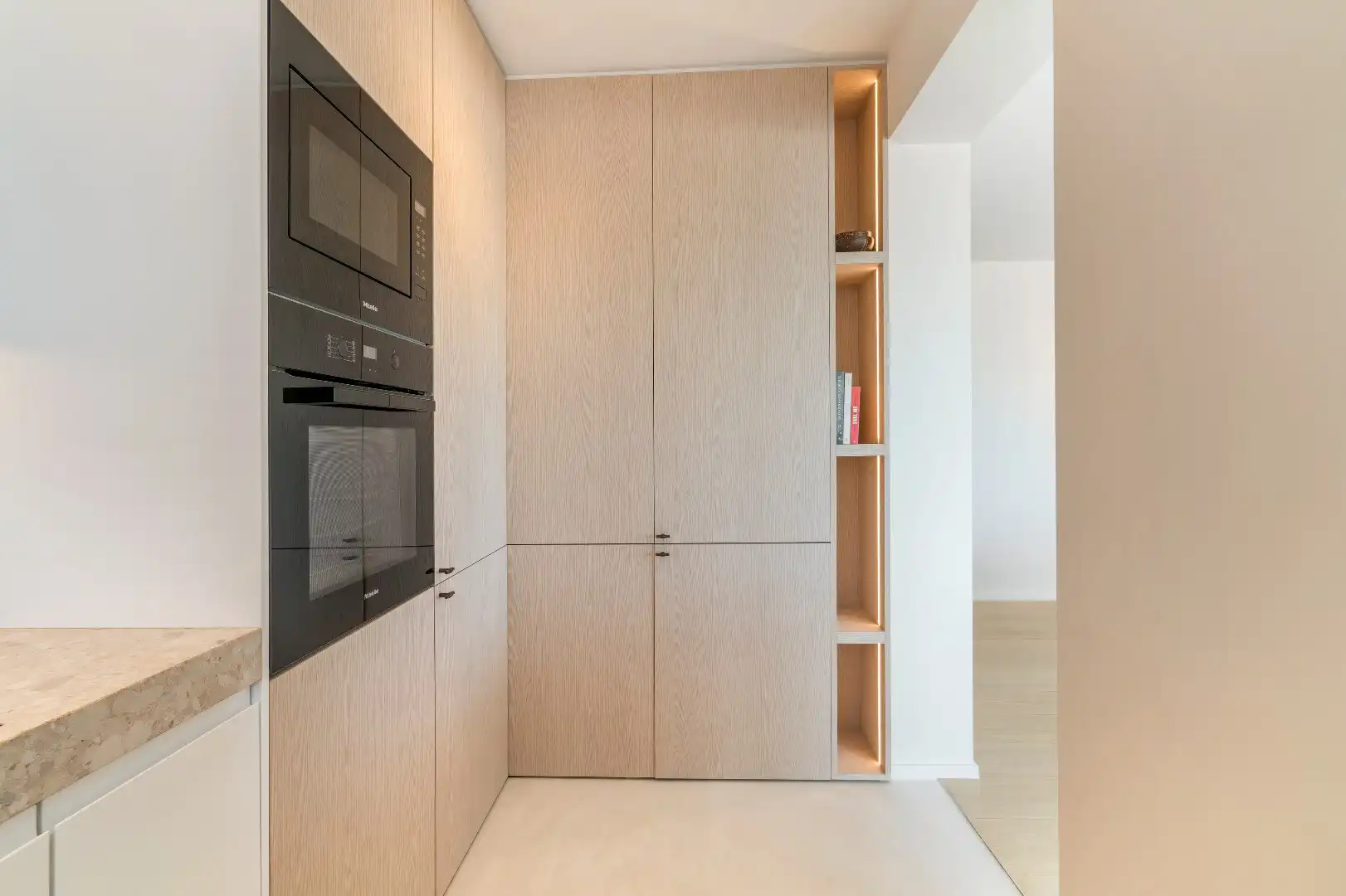 Luxueus hoekappartement met adembenemend frontaal zeezicht (12,5 meter zeezicht) foto 8