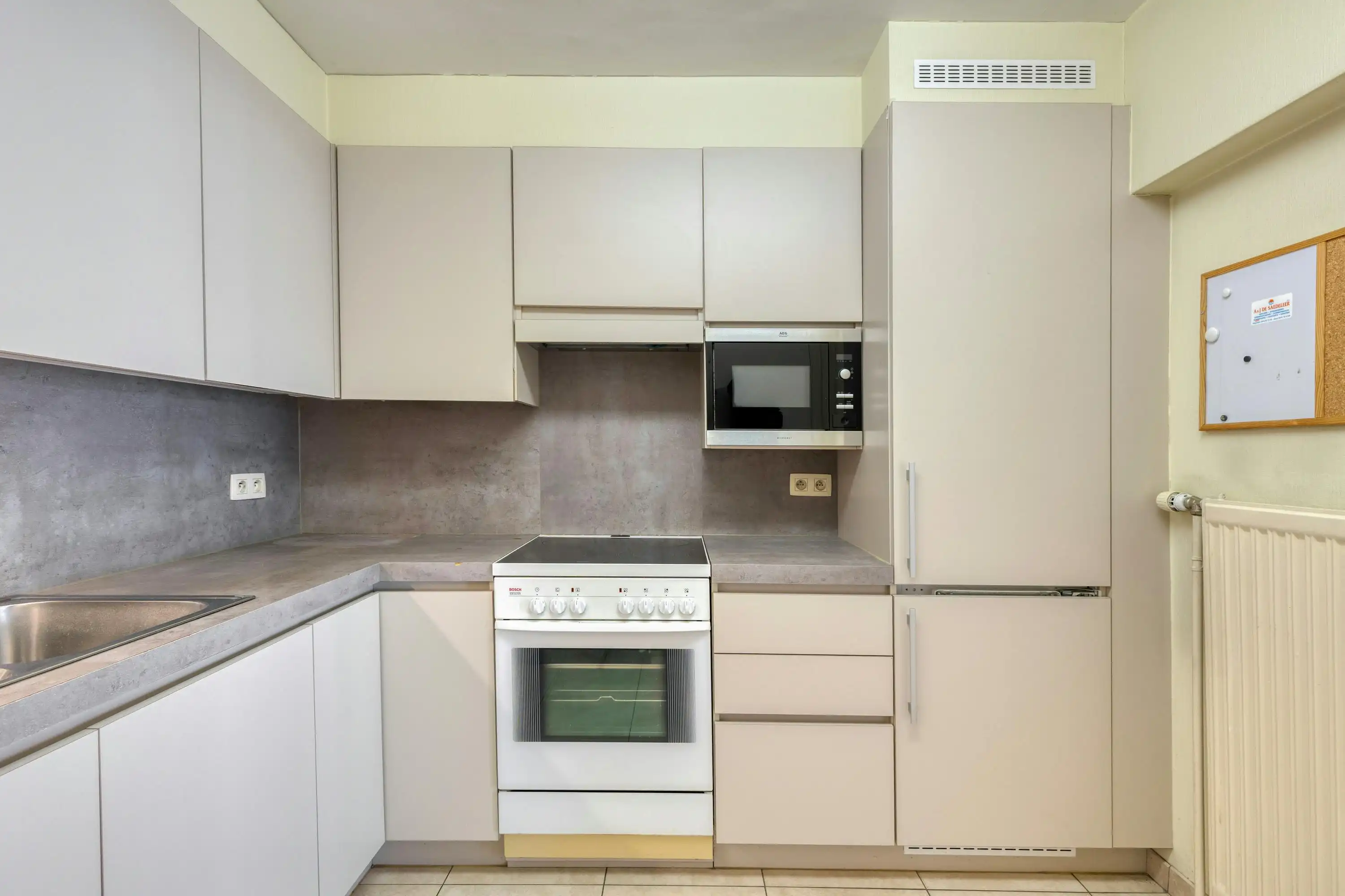 Appartement met 2 slaapkamers in centrum Roeselare te koop foto 9