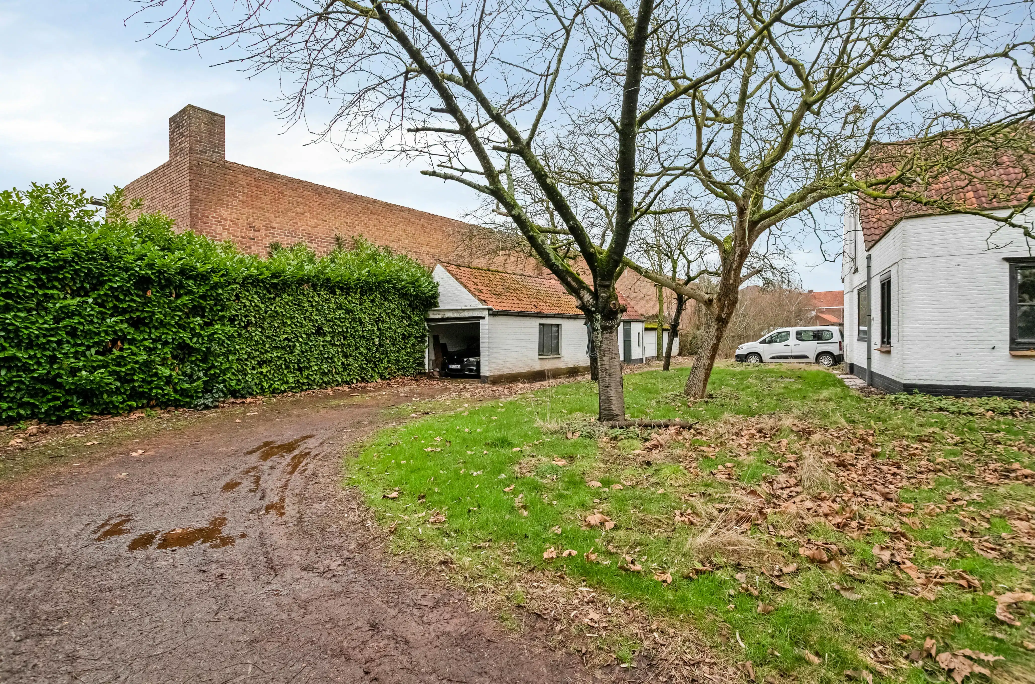 Te renoveren villa met 4 kamers te koop in centrum Deerlijk foto 13