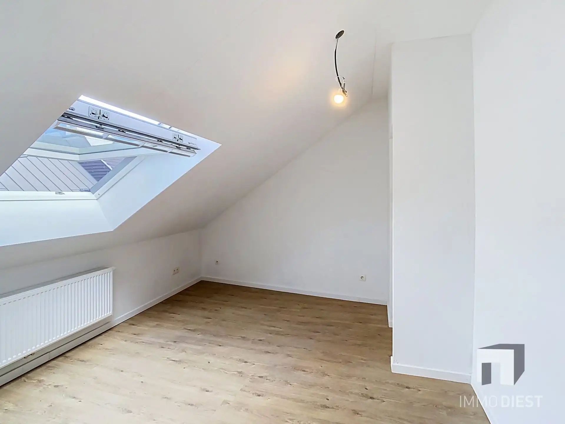 Knap appartement met terras en 1 slpk - centrum Diest - veel lichtinval foto 24