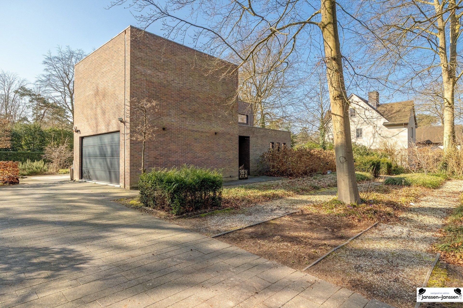 Luxueuze en energiezuinige villa met hoogwaardige afwerking  foto 33