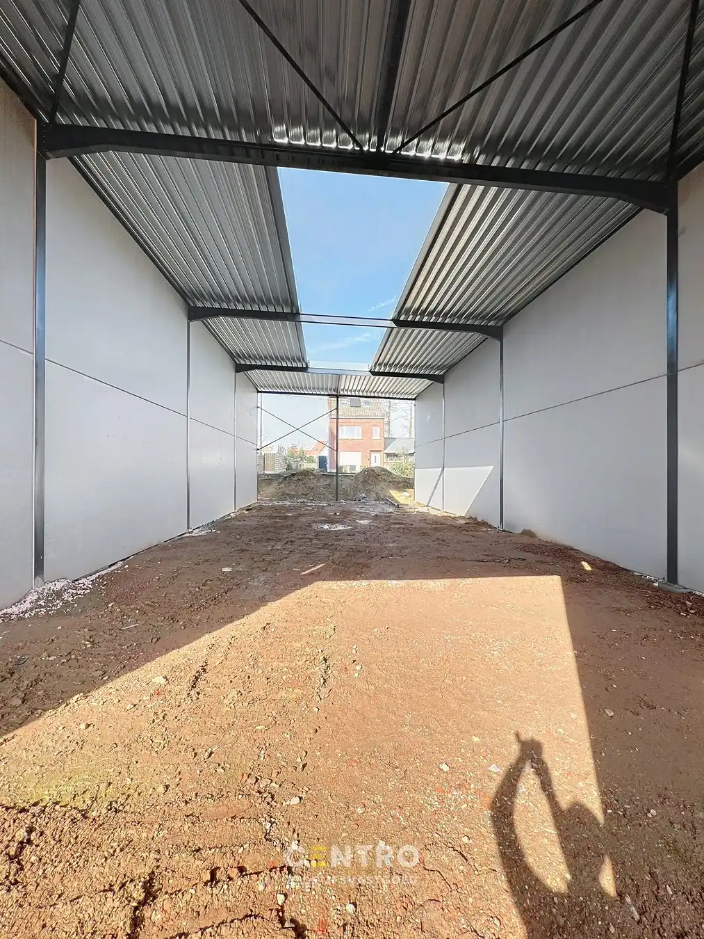 Nieuwbouw KMO-units van 220m² TE HUUR (VH van 7m, 2 parkings, aparte loopdeur en raam), te Kerkhove (Avelgem). foto 11