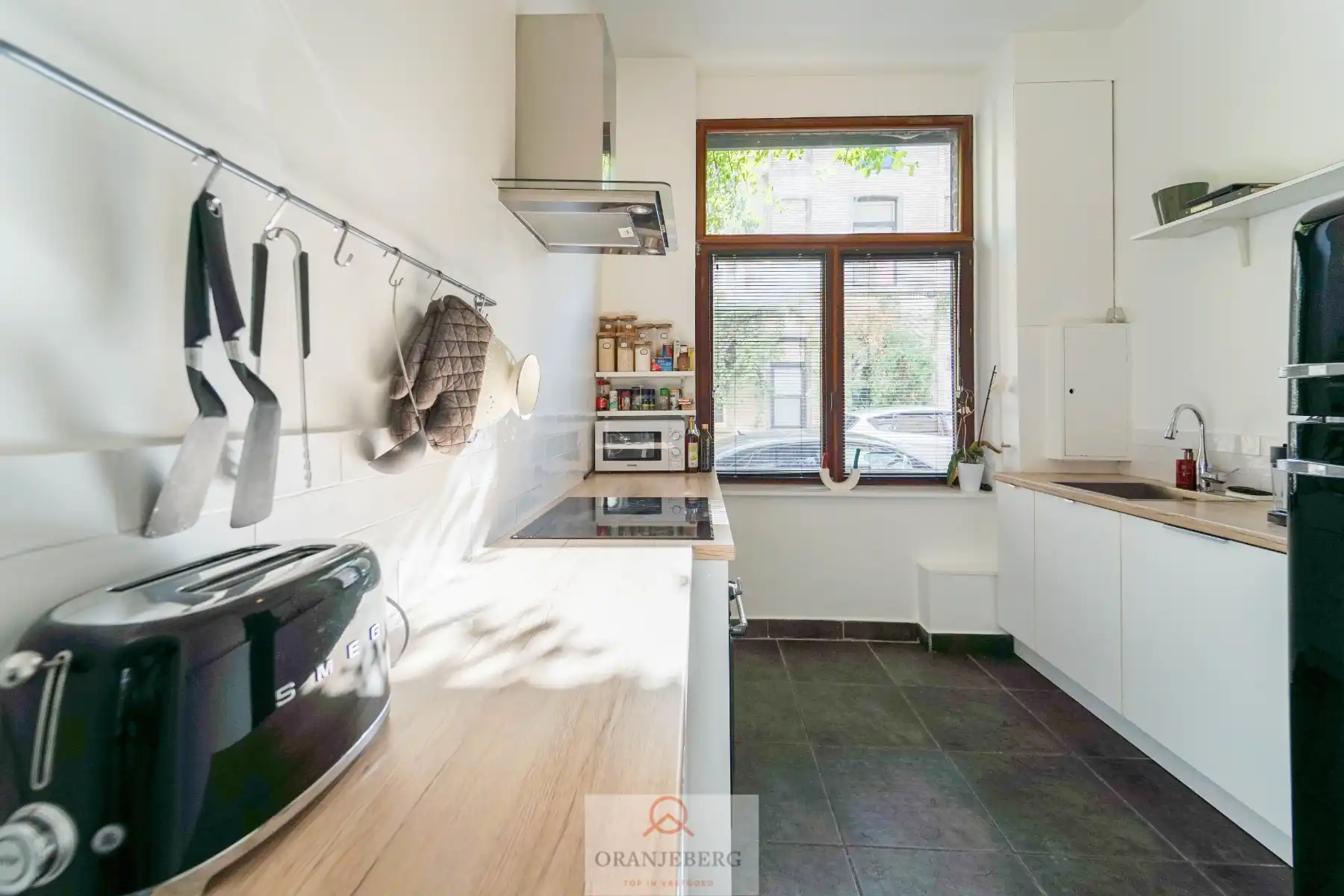 Charmante, gerenoveerde woning nabij Elyzeese Velden foto 3