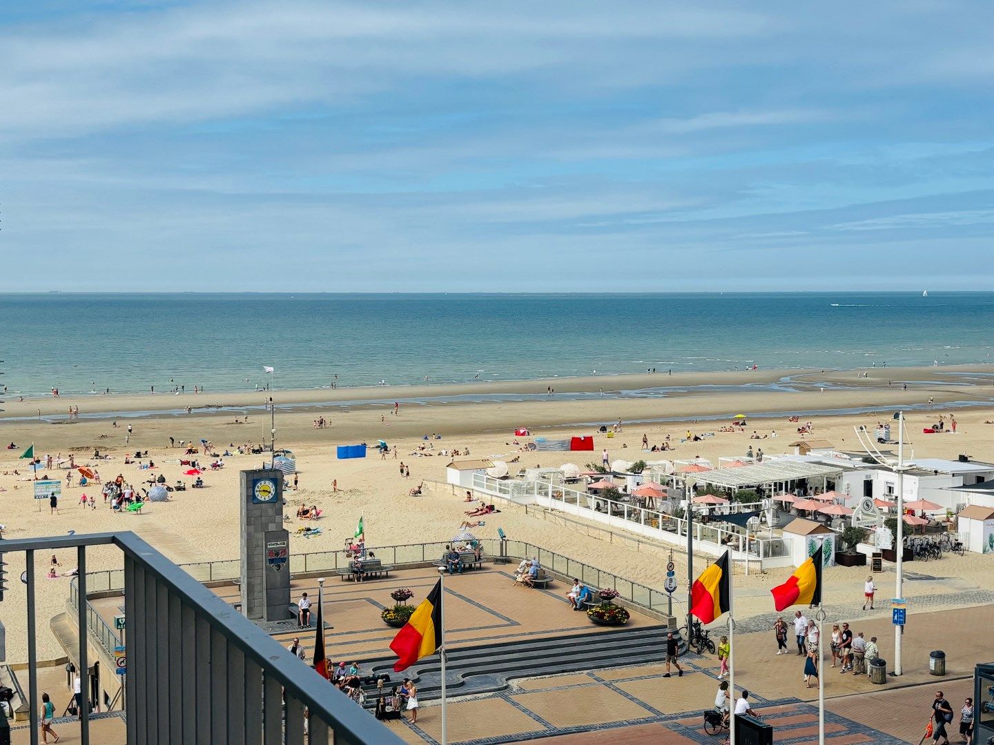 RUIM GEMEUBELD APPARTEMENT MET TERRAS IN HET HARTJE VAN KOKIJDE-BAD MET SUBLIEM UITZICHT foto 6
