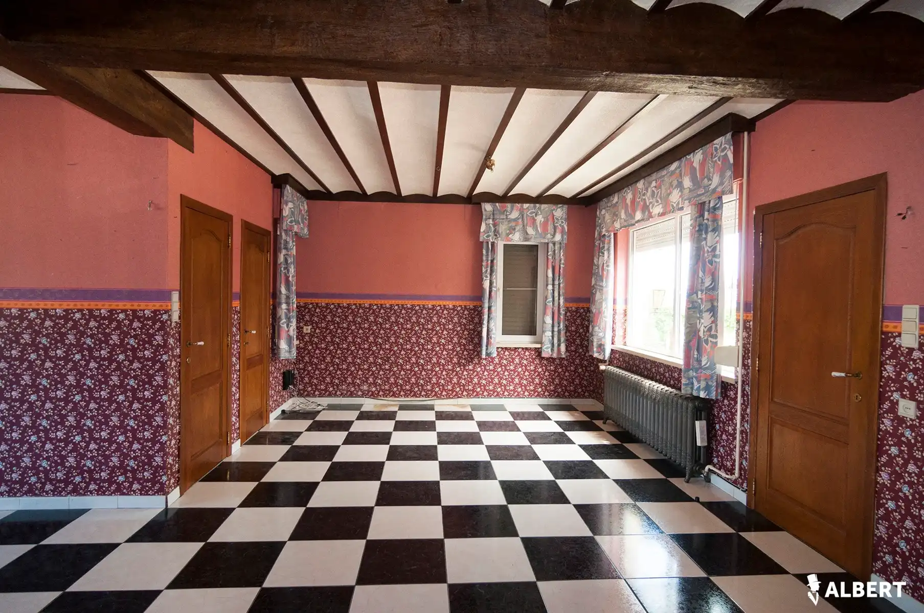 Leuke halfopen gezinswoning met potentieel op topligging! foto 7