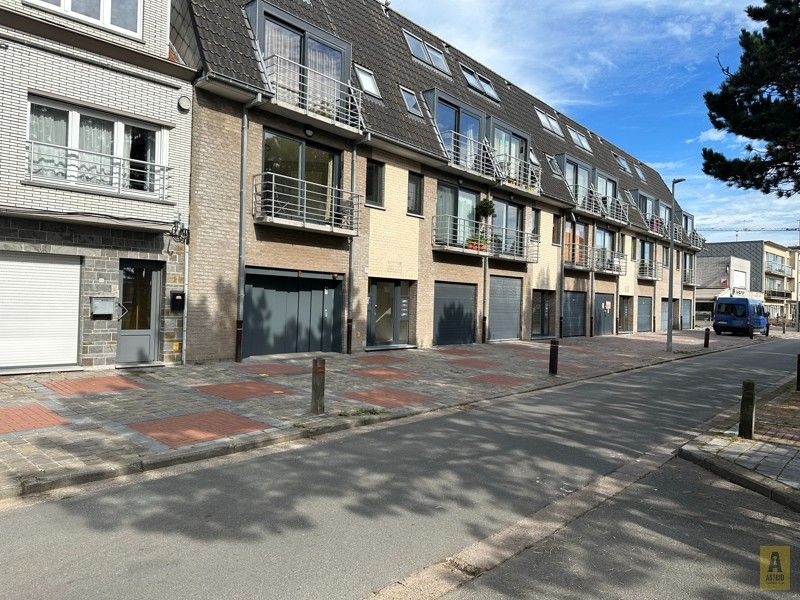 Ruime winkel op commerciële ligging met mogelijkheid tot zonnig terras! foto 4