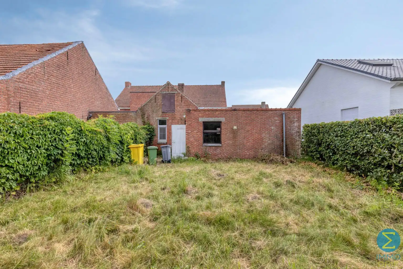 Te renoveren woning op perceel van 681m² foto 18