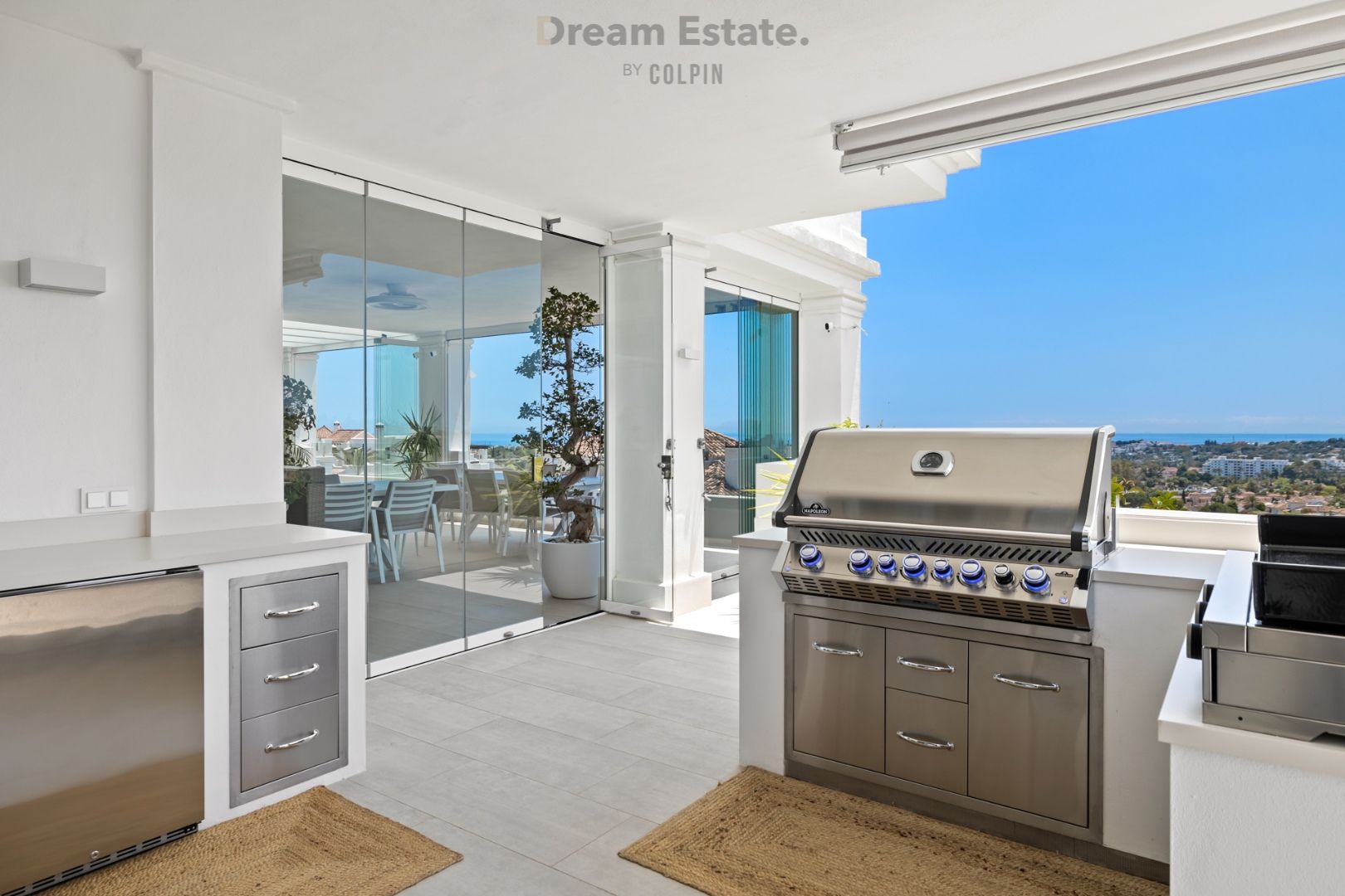 Uitzonderlijk ruim appartement te Nueva Andalucia, Marbella foto 12